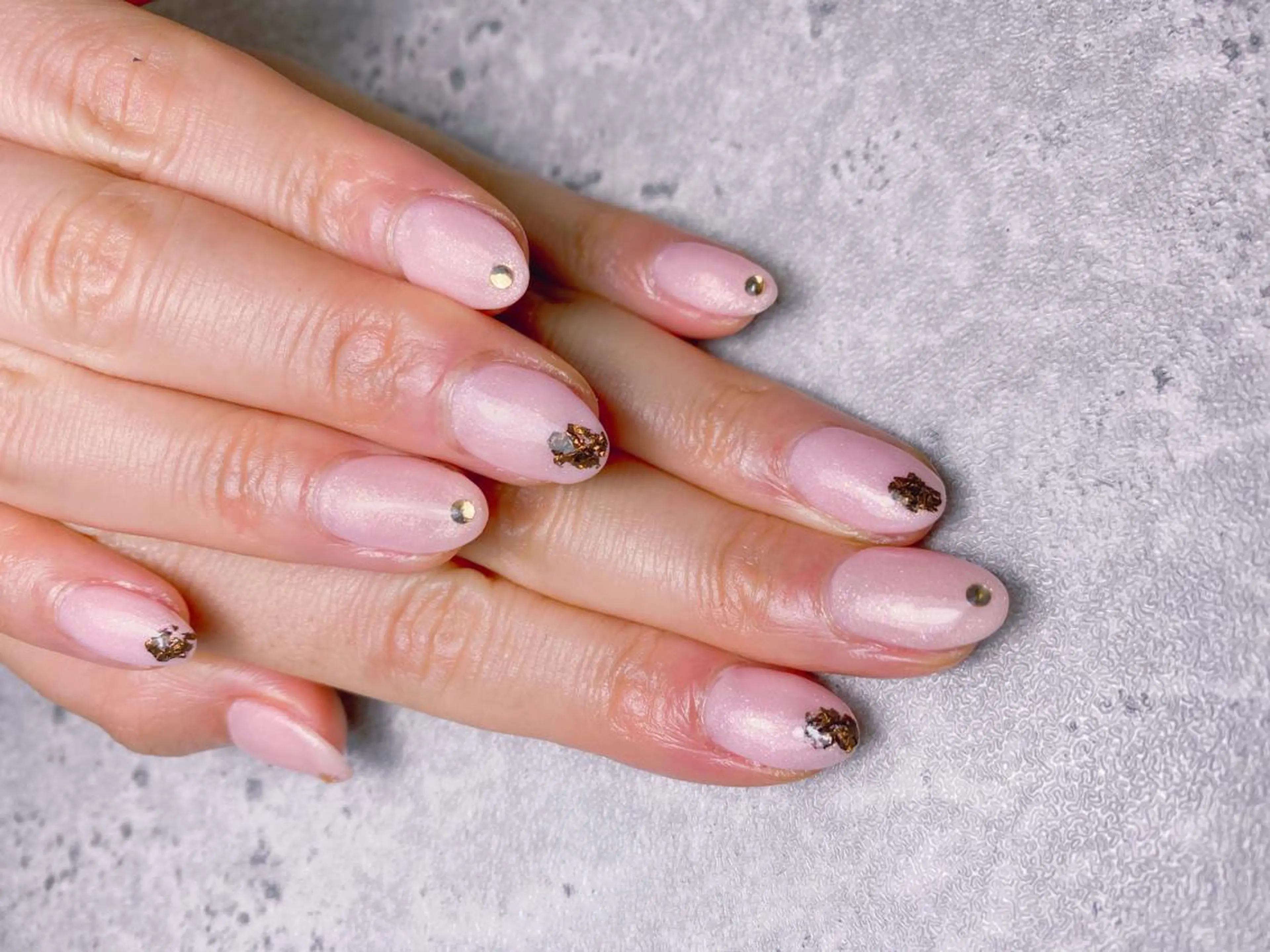 ネイル ハンドネイル ハンドケア 🌿Charme🌿 MAIのネイルデザイン