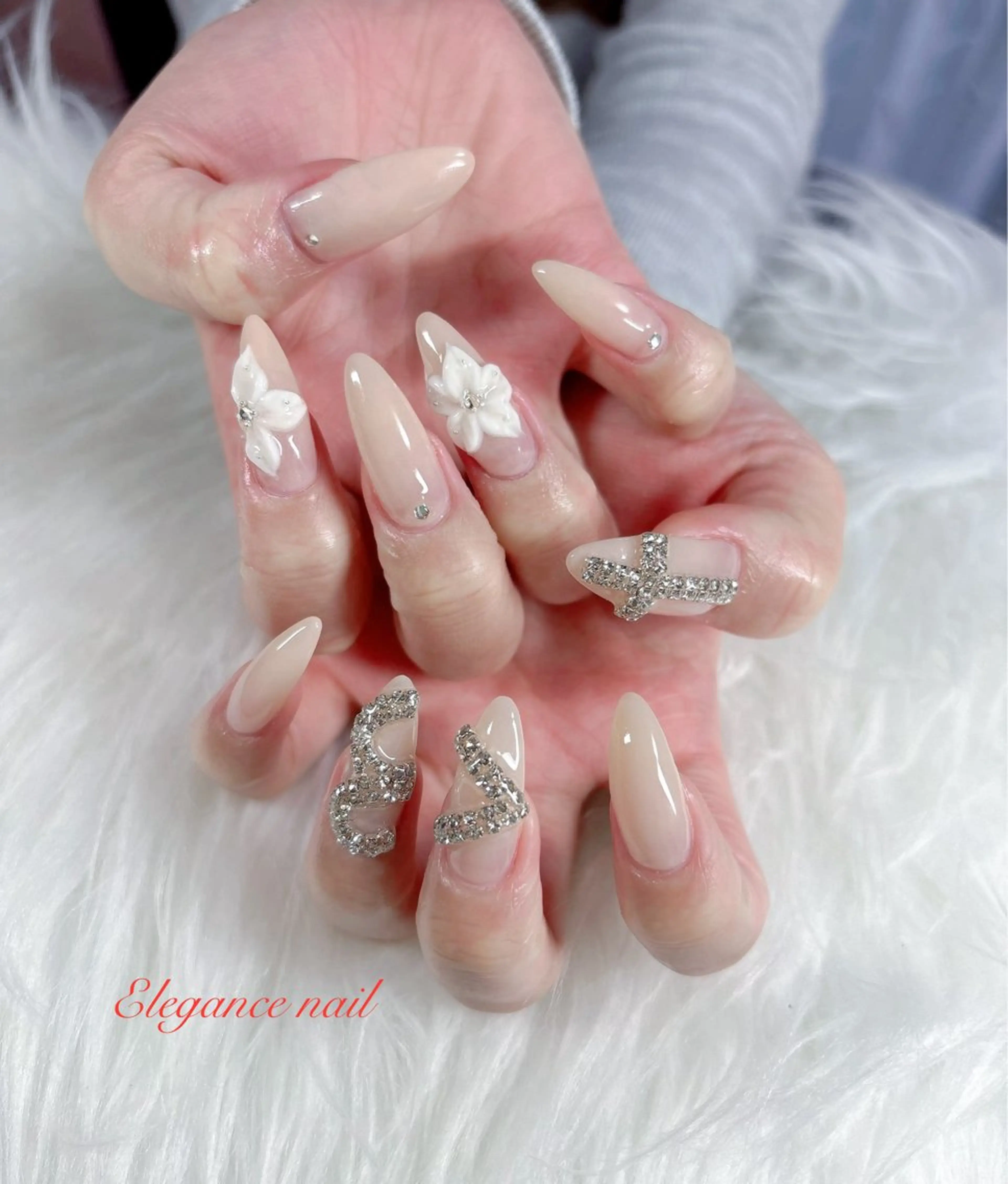 ネイル Elegance Nail本厚木店舗のネイルデザイン