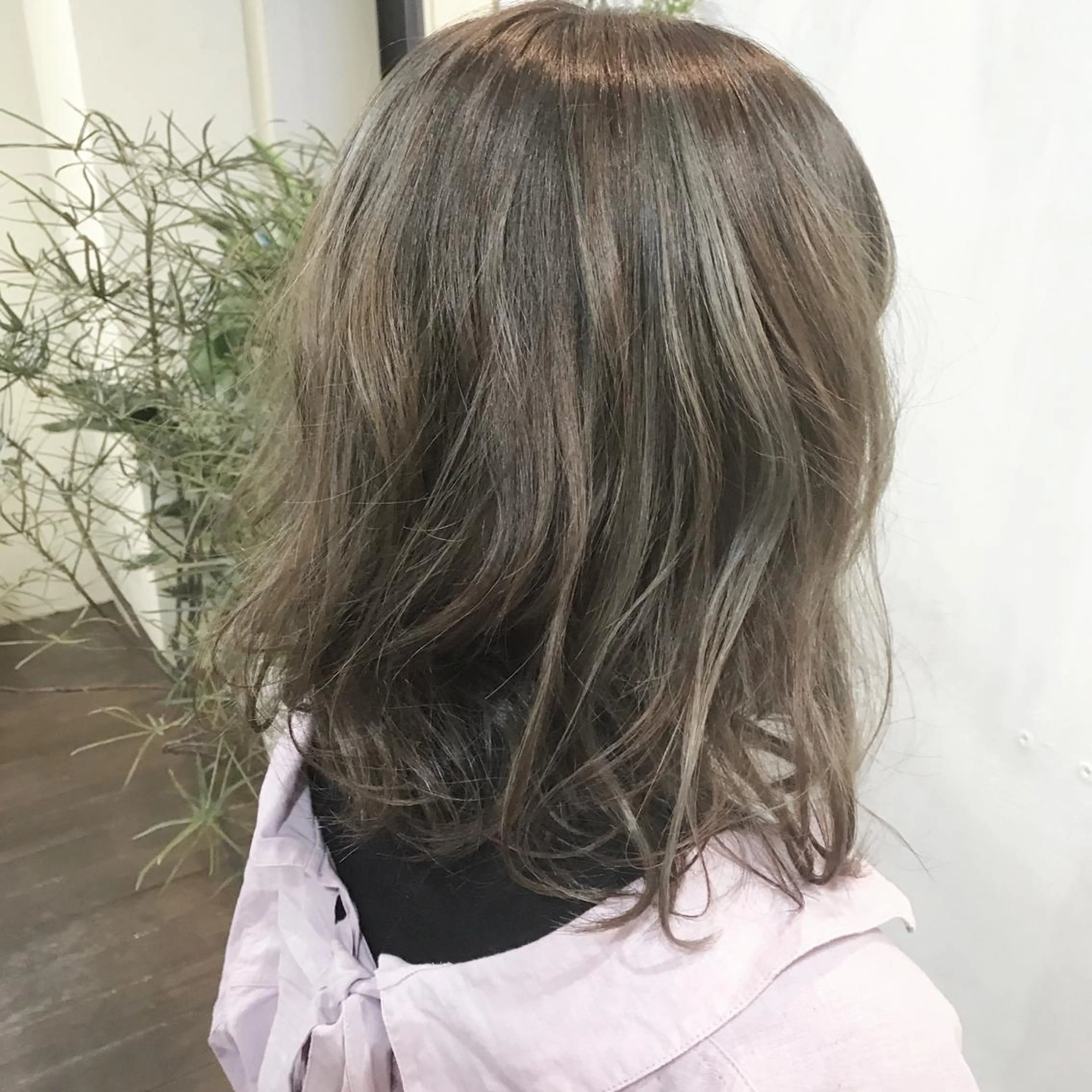 ミディアム カラー パーマ ヘアアレンジ メンズ キッズ メンズハイライト グレージュ ハイライトカラー ハイライト kobayashi $hogoのヘアスタイル