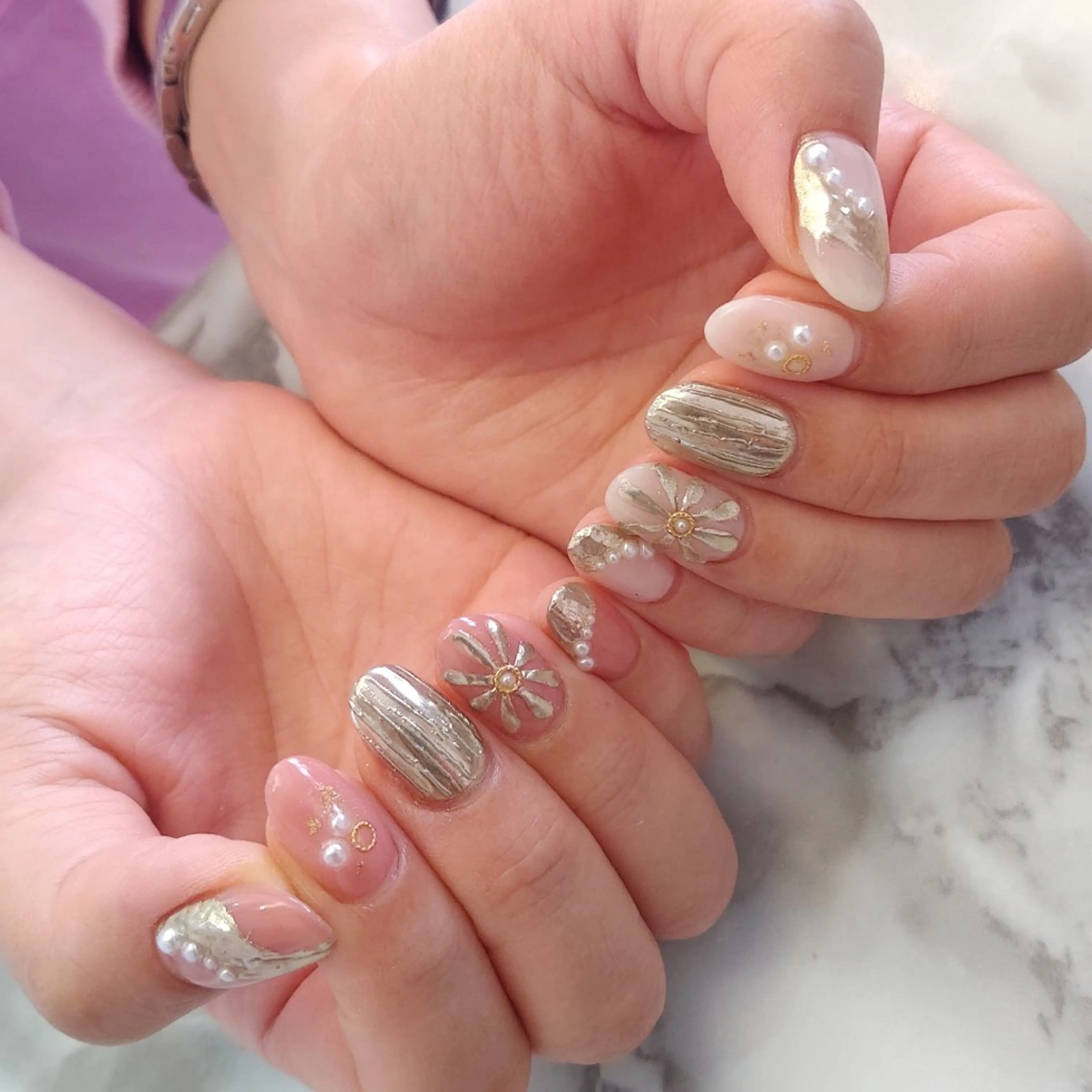 ネイル ミラーネイル ジェヌインネイル 河内のネイルデザイン