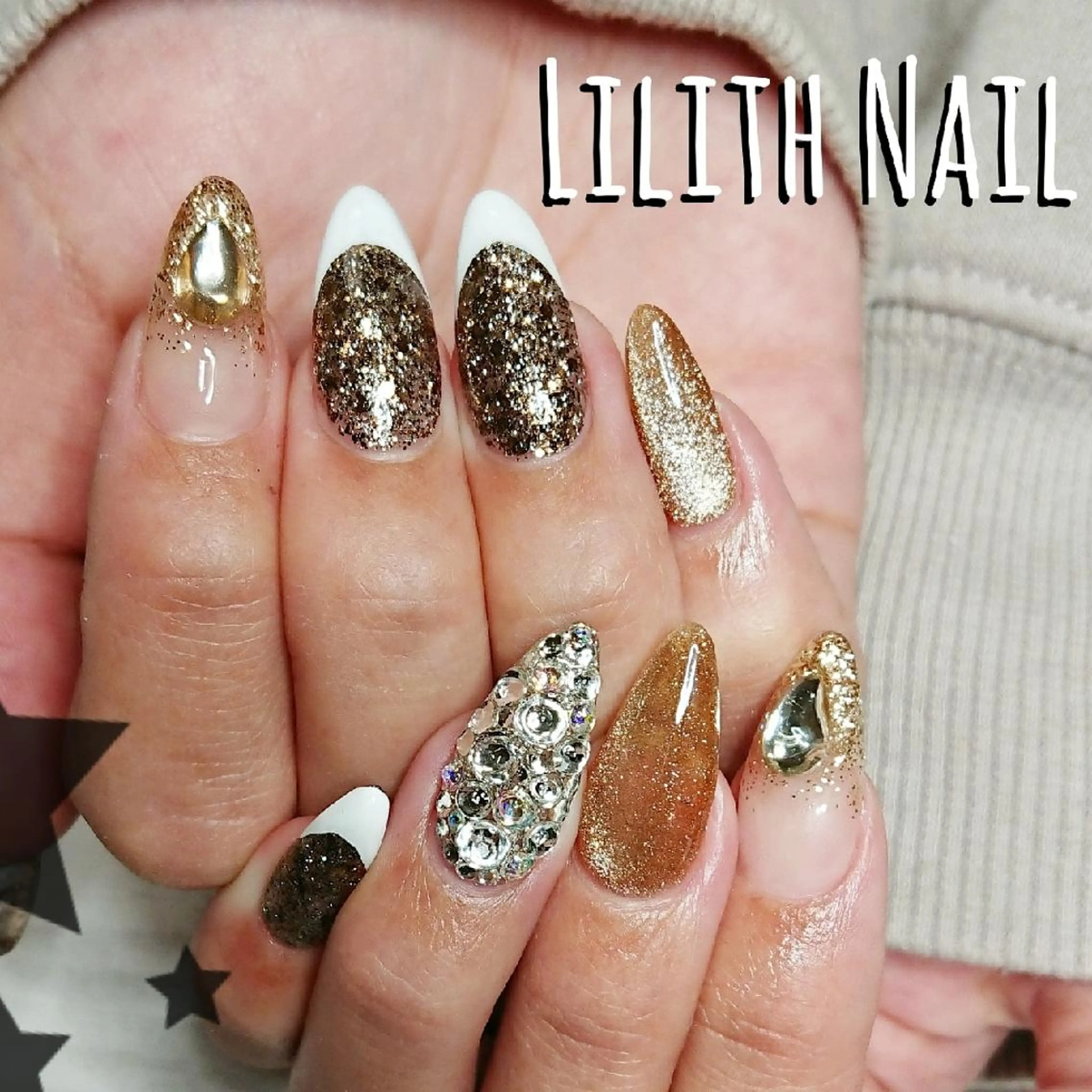ネイル ゴージャス Lilith Nailのネイルデザイン