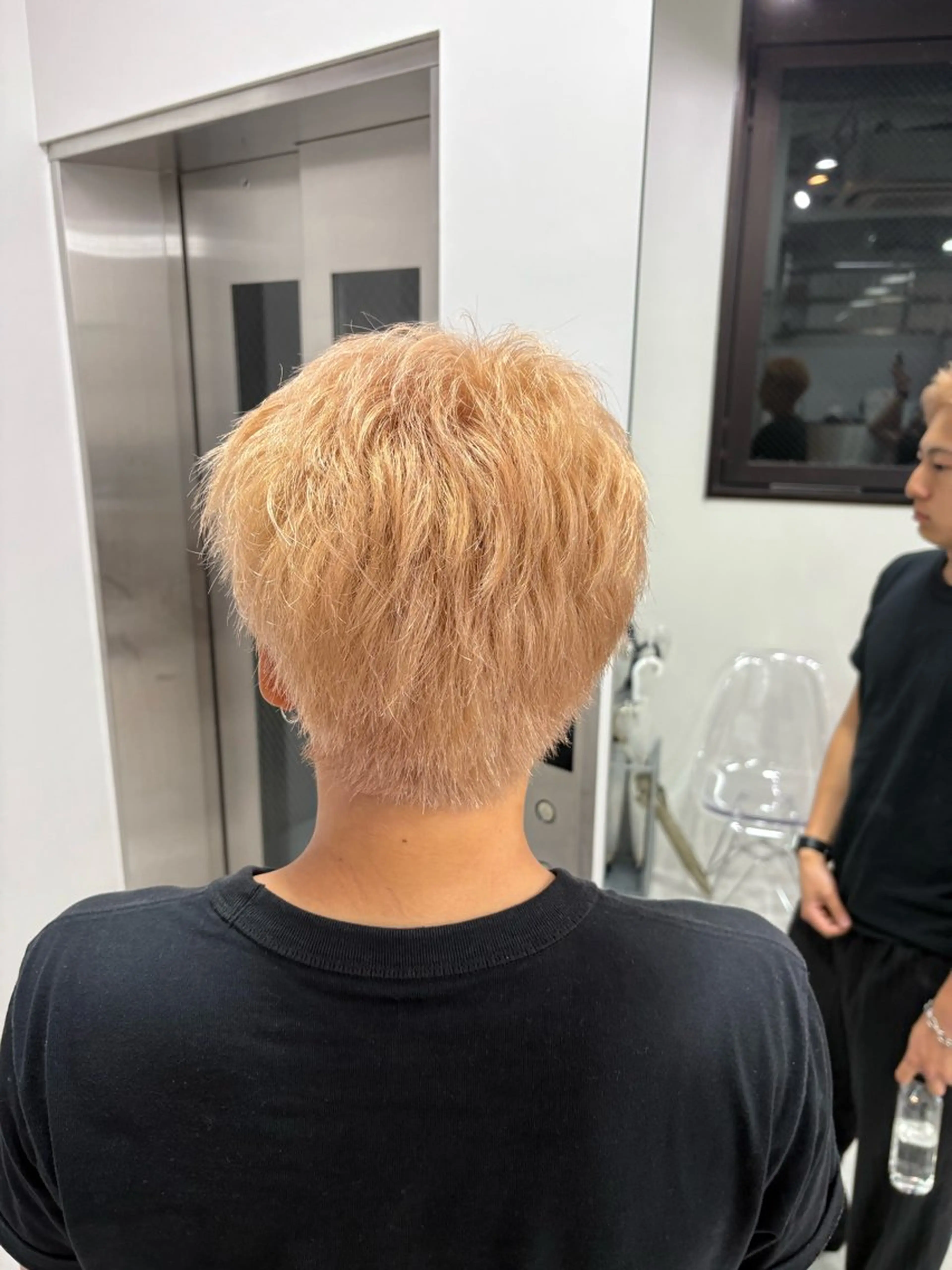 カラー メンズ ベージュカラー オレンジ オレンジベージュ ヘアカラー ブリーチ得意です♡ Reinaのヘアスタイル