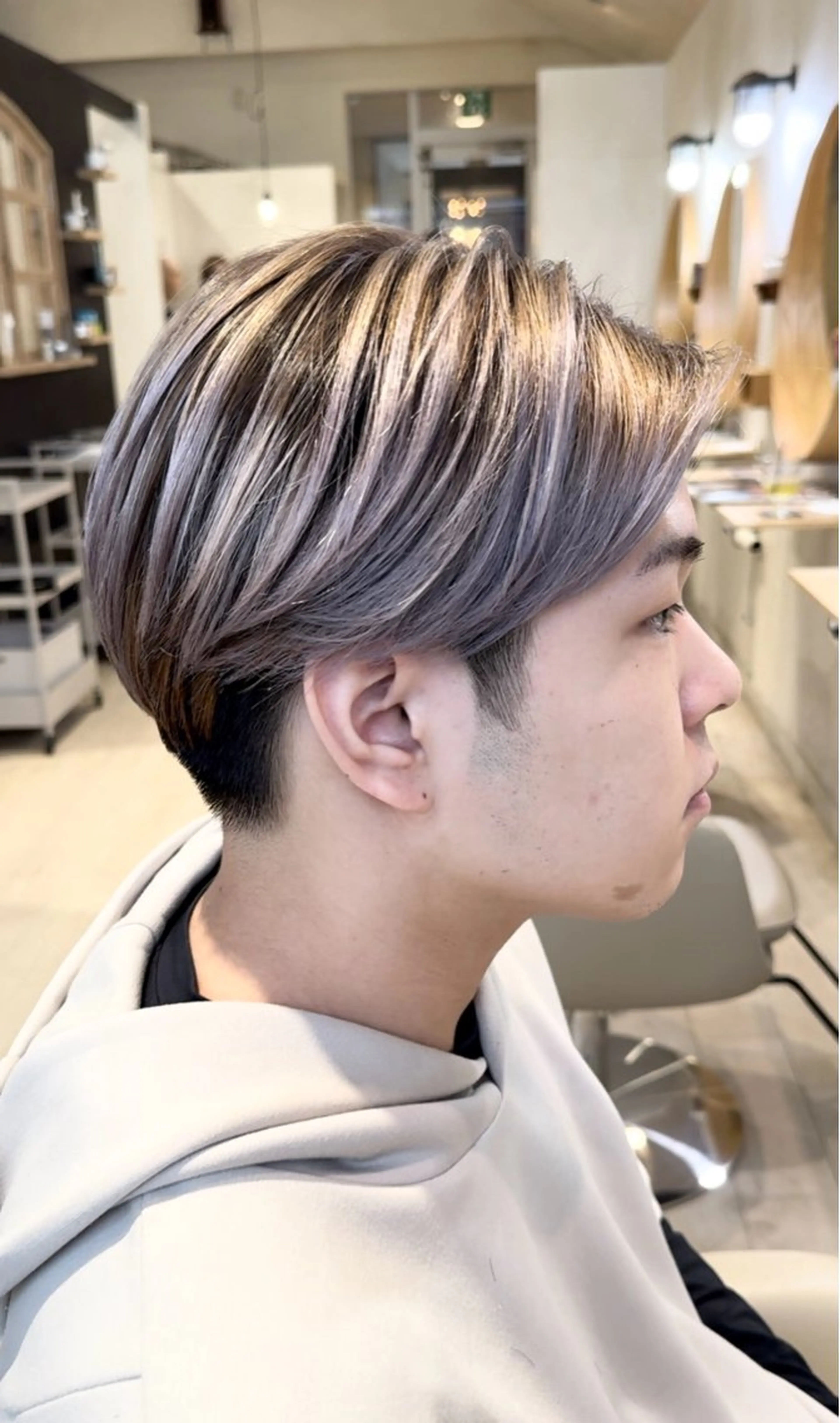 ショート メンズ メンズバレイヤージュ レイヤーカット メンズ指名多数!! SiLO 田島のヘアスタイル