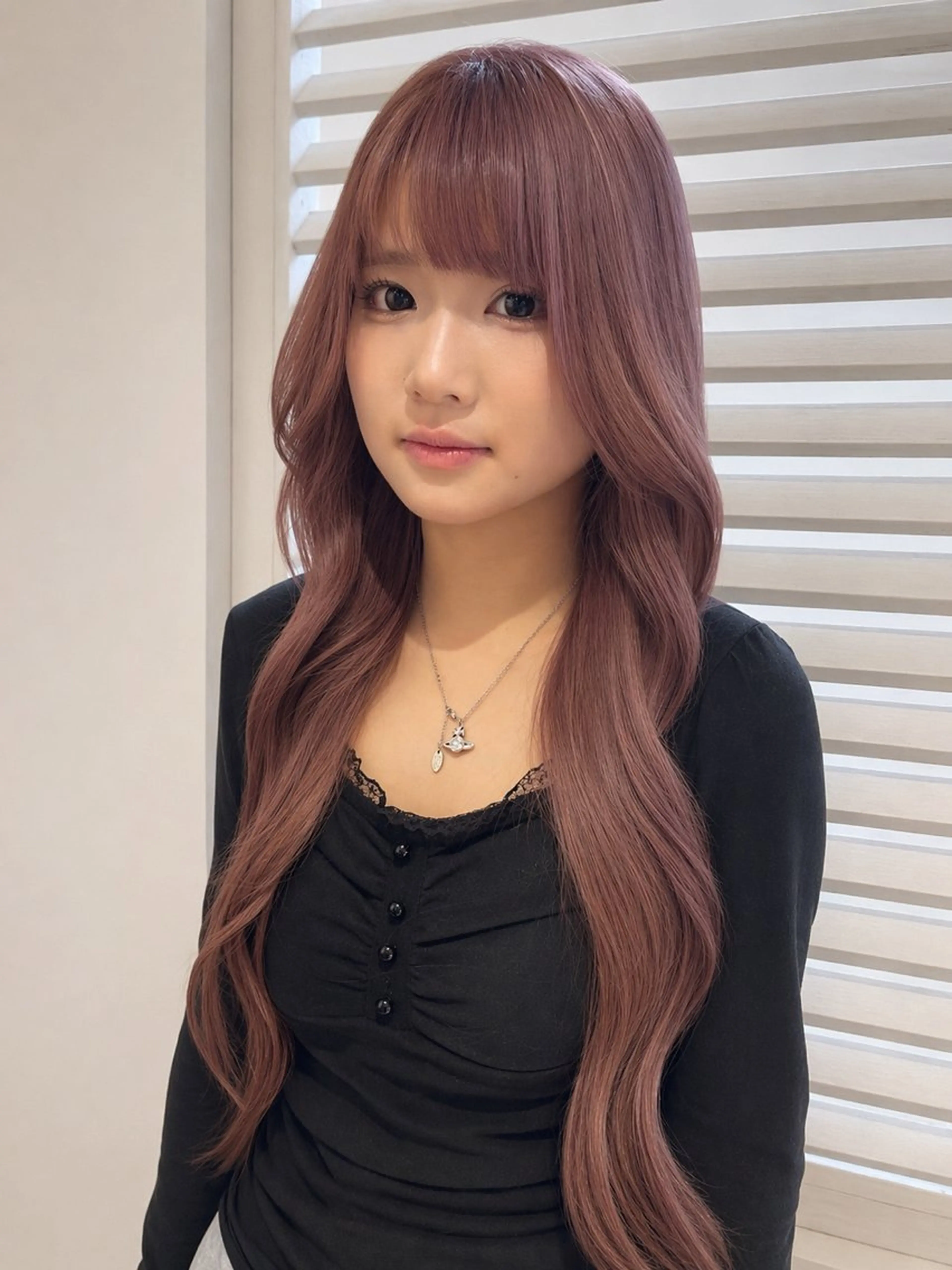 ロング ピンクブラウン トリートメント ヘアカラー 寺田 さゆみのヘアスタイル