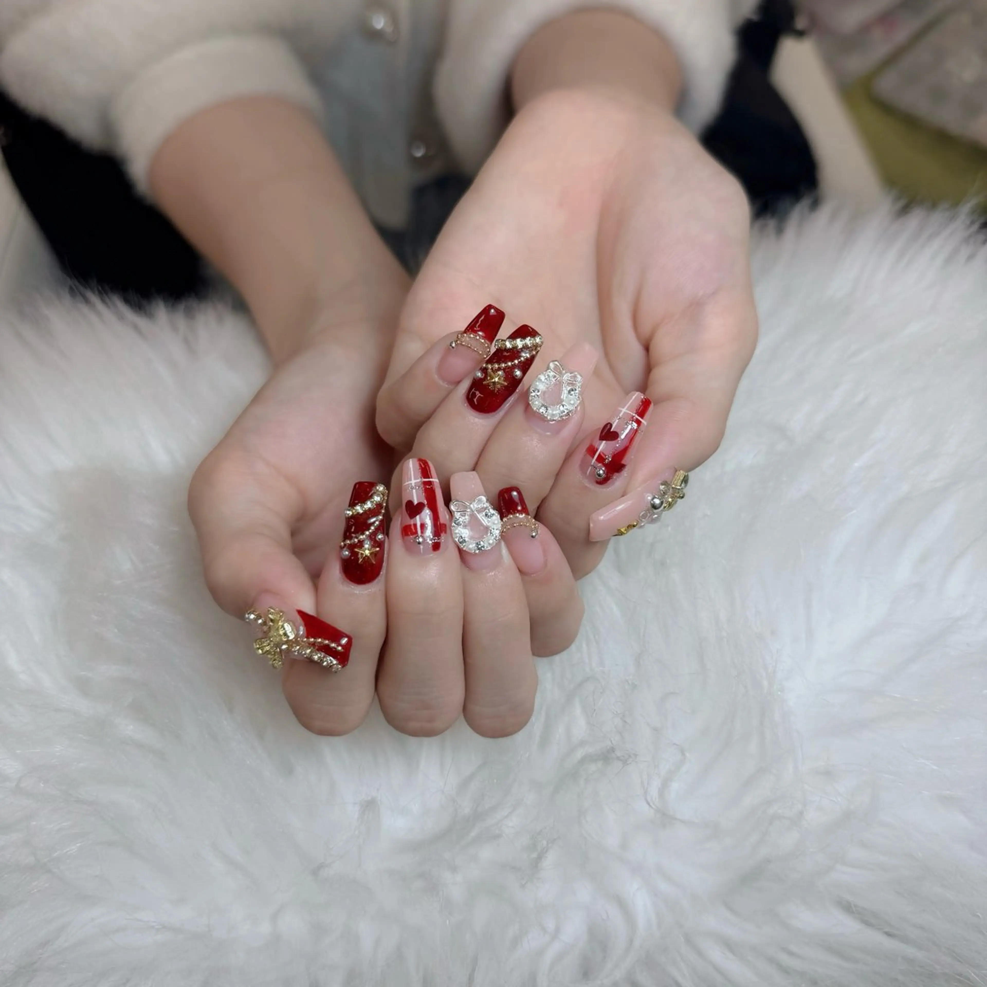 ネイル ジェルネイル 韓国ネイル マグネットネイル ネイルチップ 冬ネイル Lenie Nail Salonのネイルデザイン