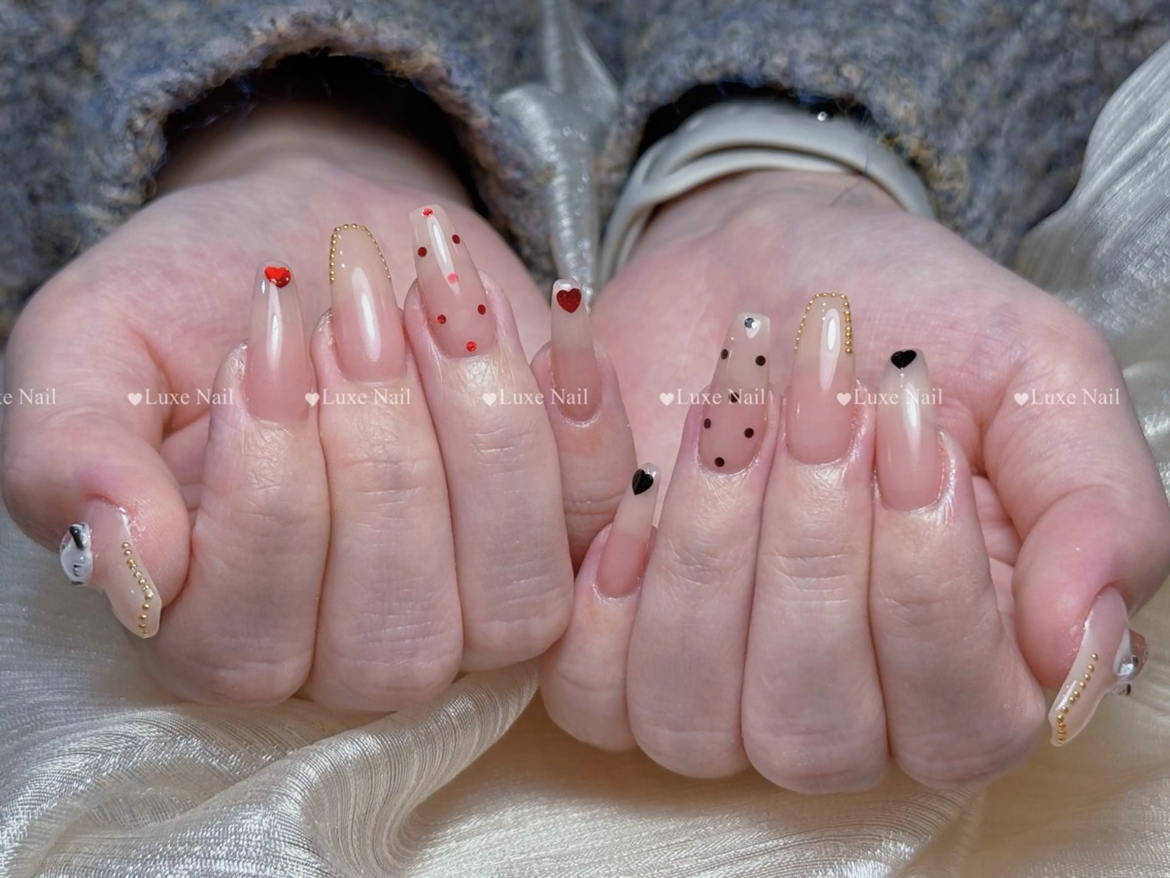 ネイル フラッシュネイル フットネイル フレンチネイル ジェルネイル ガラスフレンチ Luxe Nail Salonのネイルデザイン