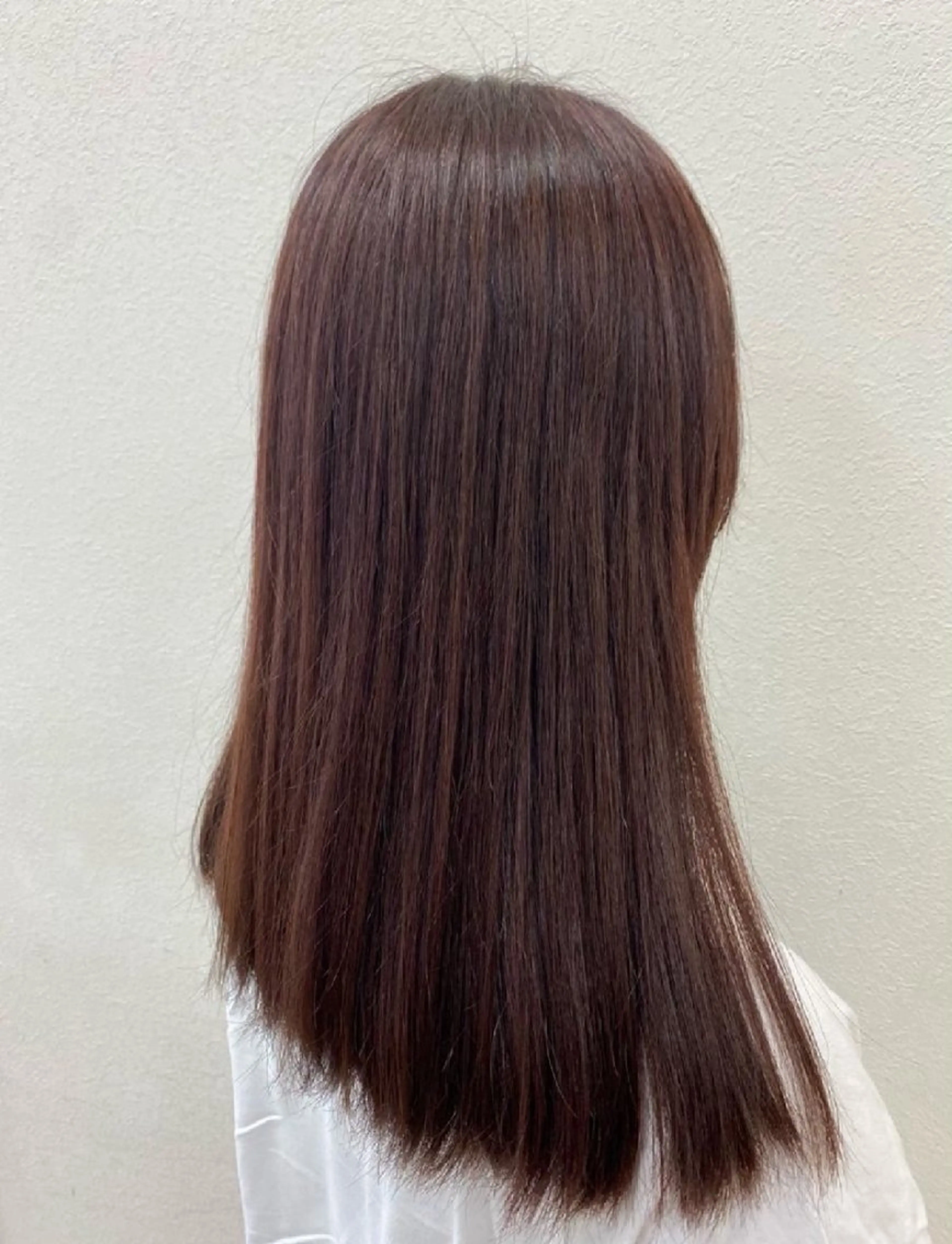 ロング カラー 芝山 穂花のヘアスタイル