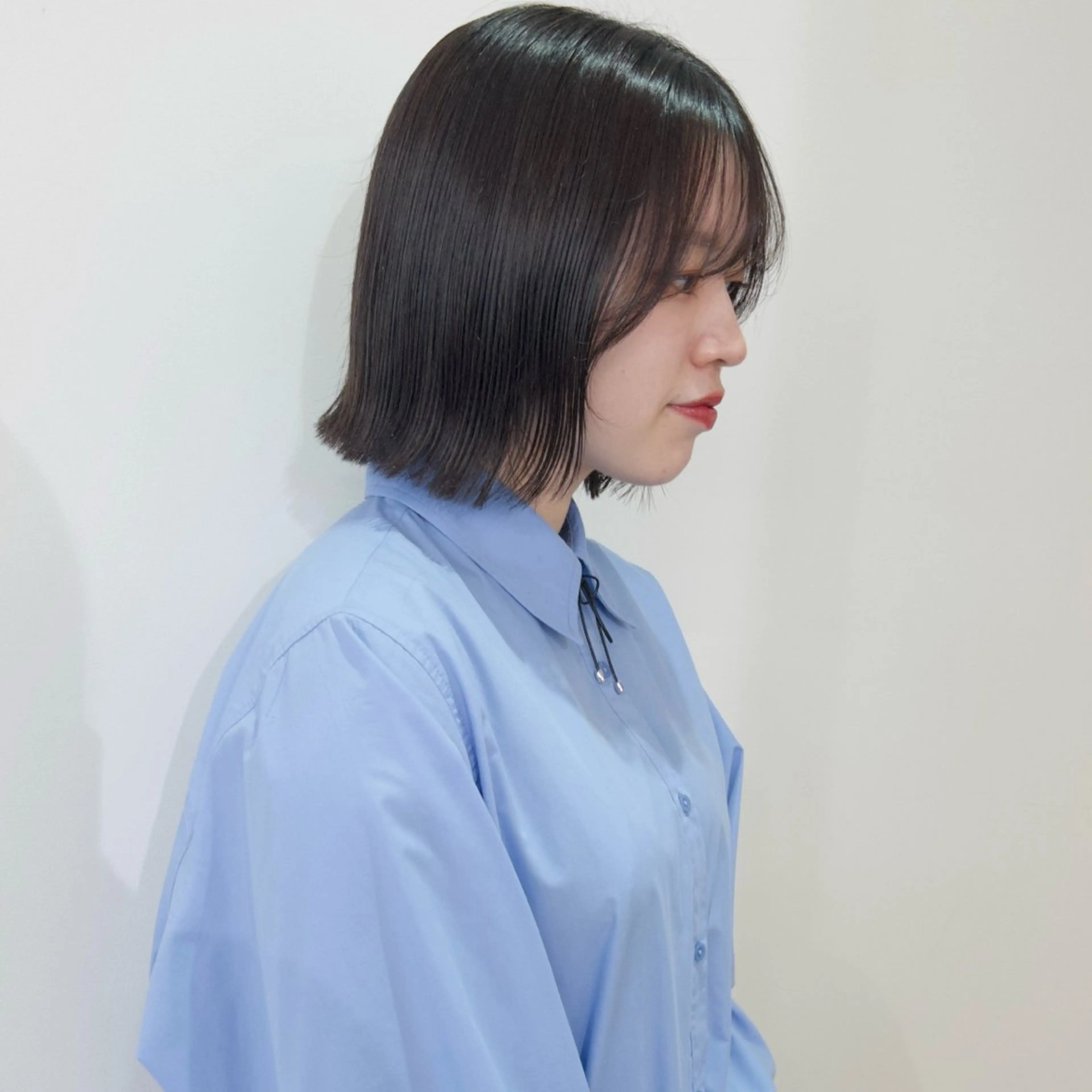 ショート カラー 透明感カラー 顔まわりレイヤー 顔周りカット ハッシュカット レイヤーカット ヘアカラー トリートメント nonoka オリーブ/レイヤーのヘアスタイル