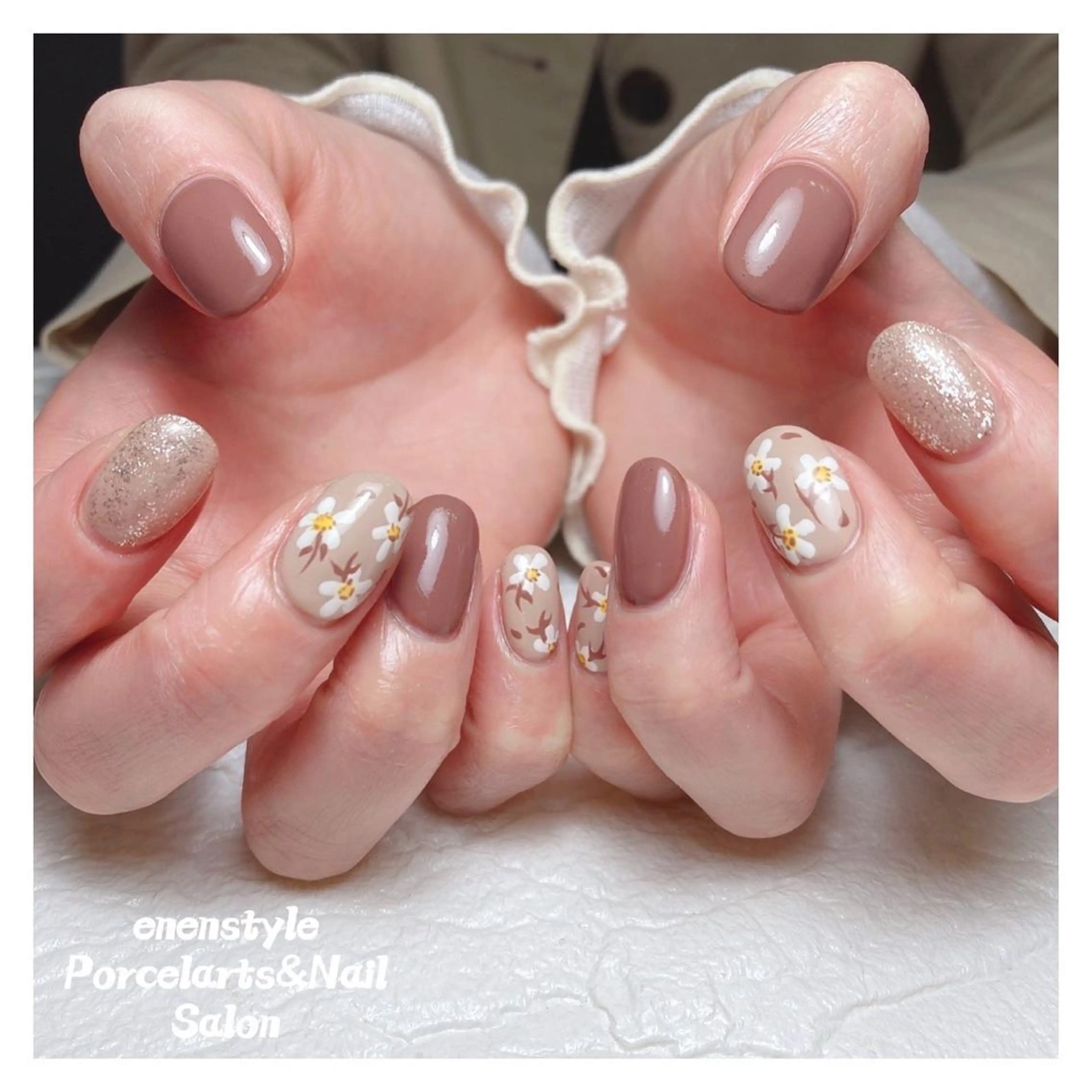 ミディアム ネイル 👑enen style👑のネイルデザイン