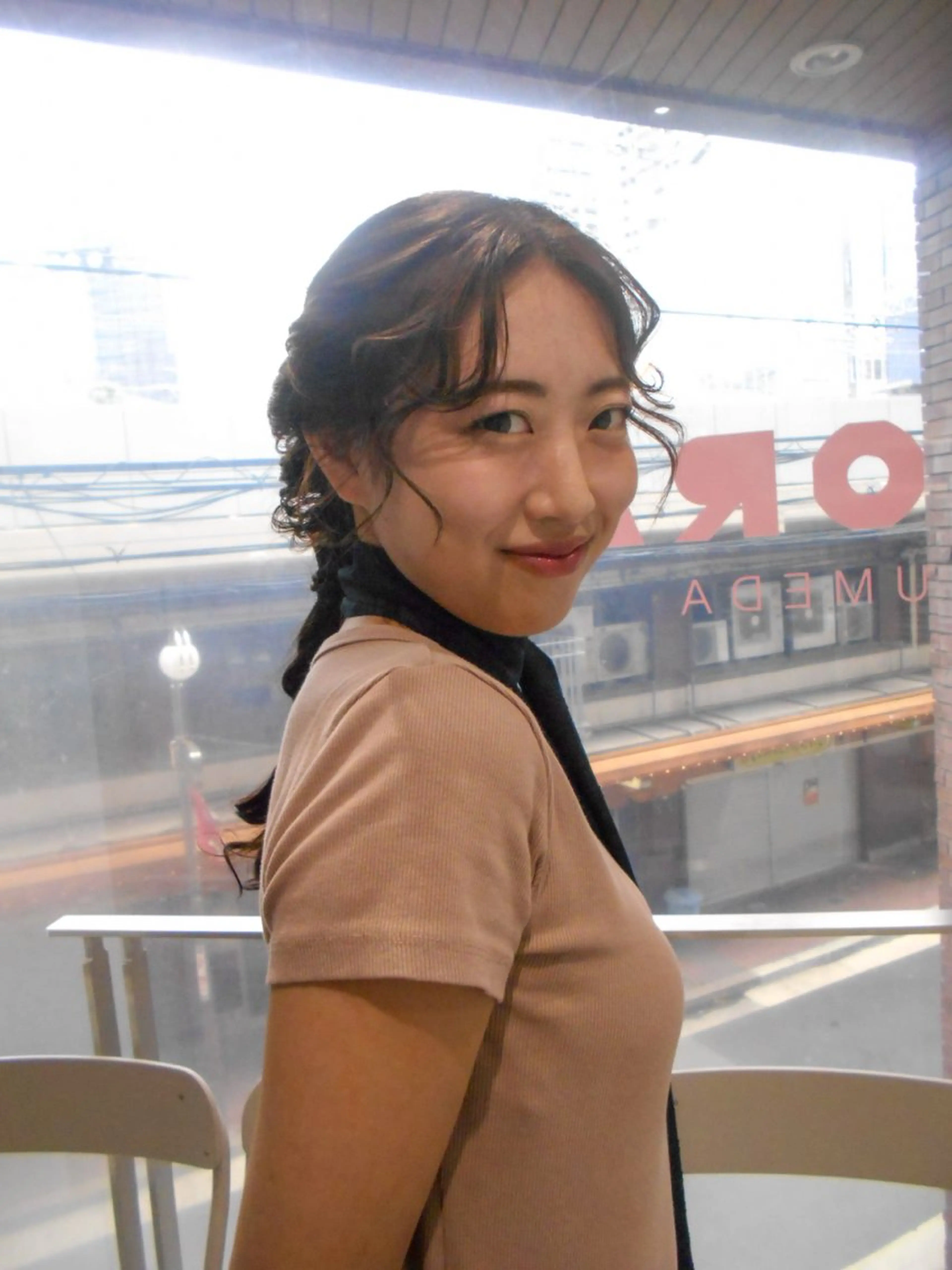 セミロング ヘアアレンジ 顔周りカット なりた るいのヘアスタイル