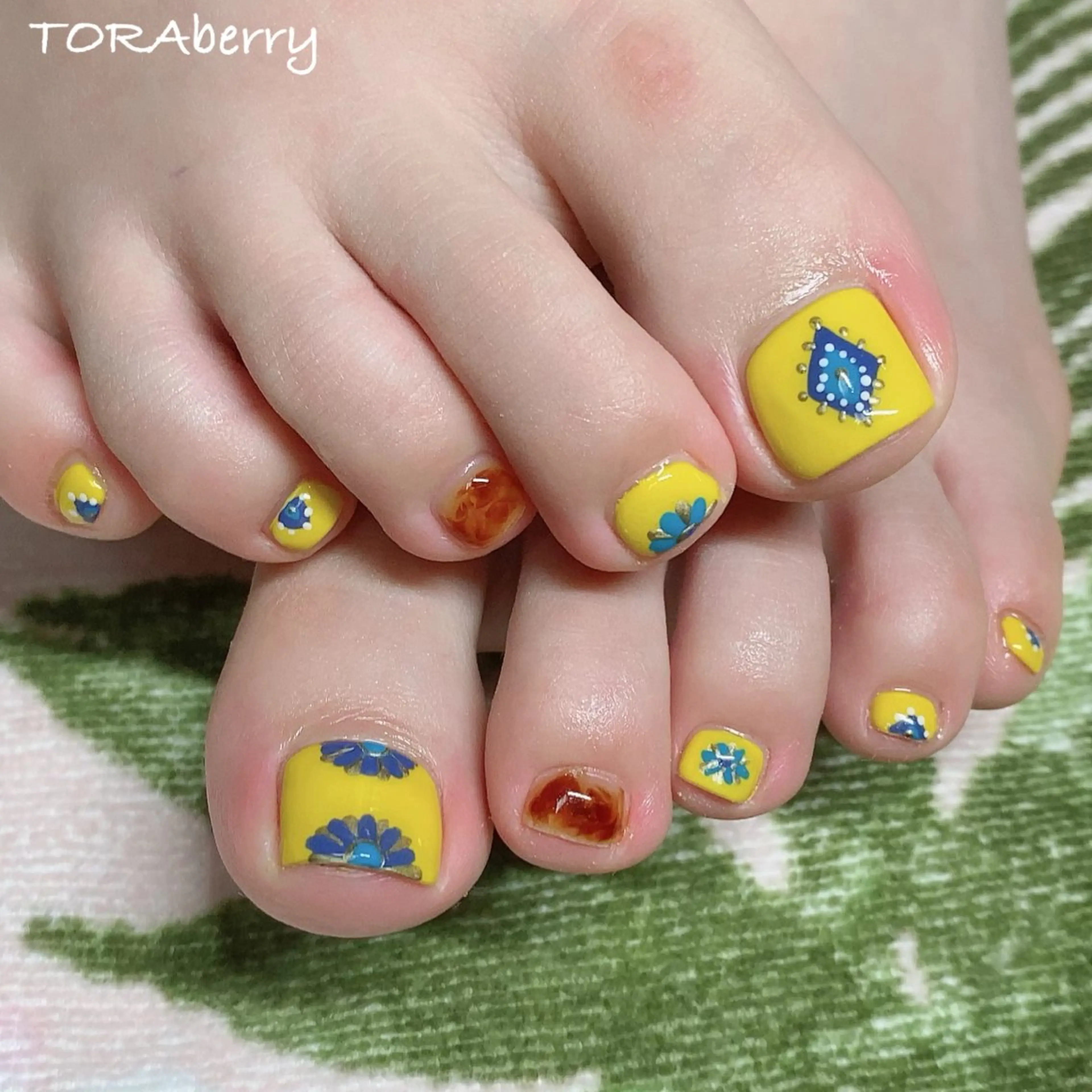 ネイル フットネイル ネイリスト なつみのネイルデザイン