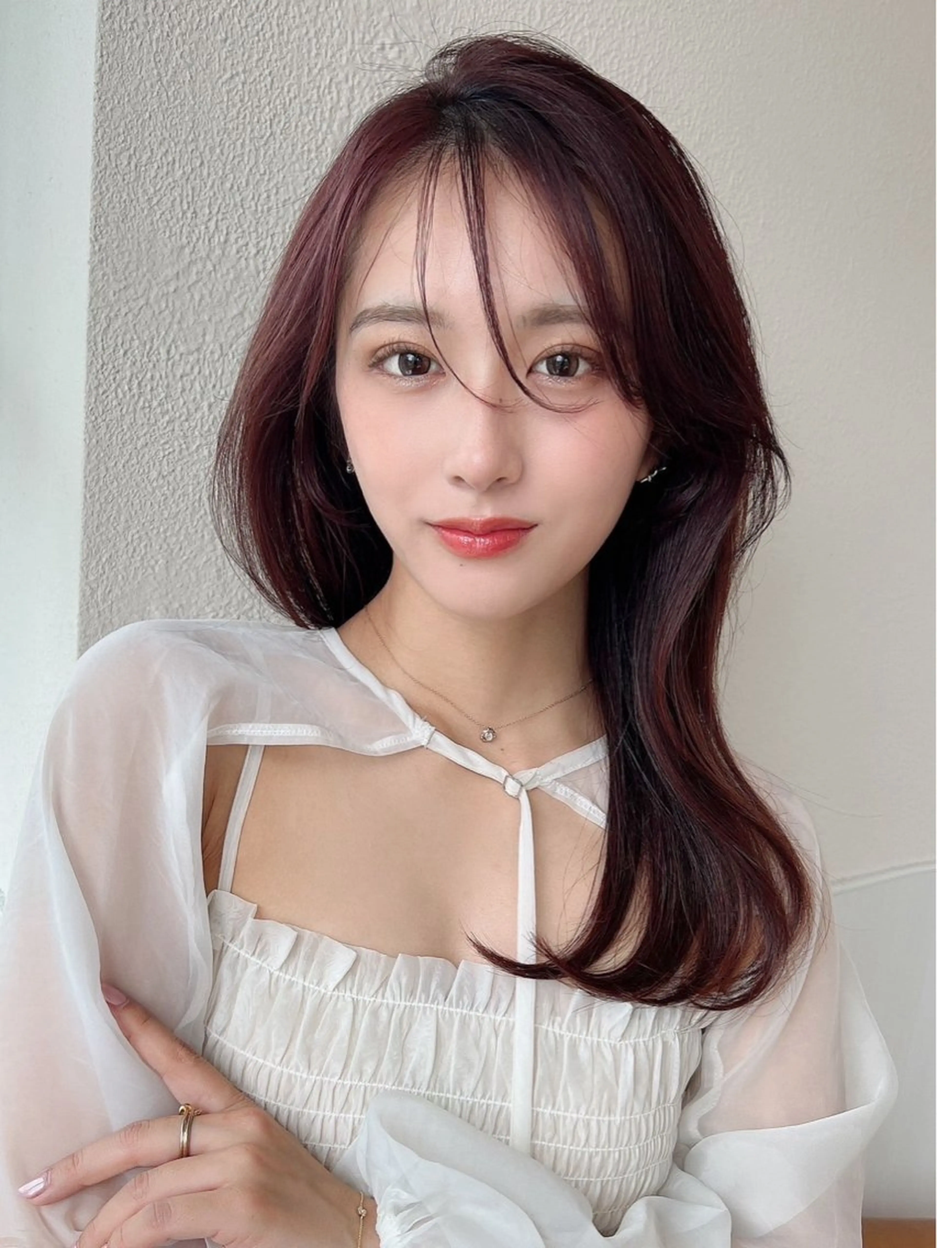 ロング カラー ベージュカラー ブラウンカラー グレージュ 韓国風ヘア レイヤーカット カット ヘアカラー トリートメント 山﨑 翼のヘアスタイル