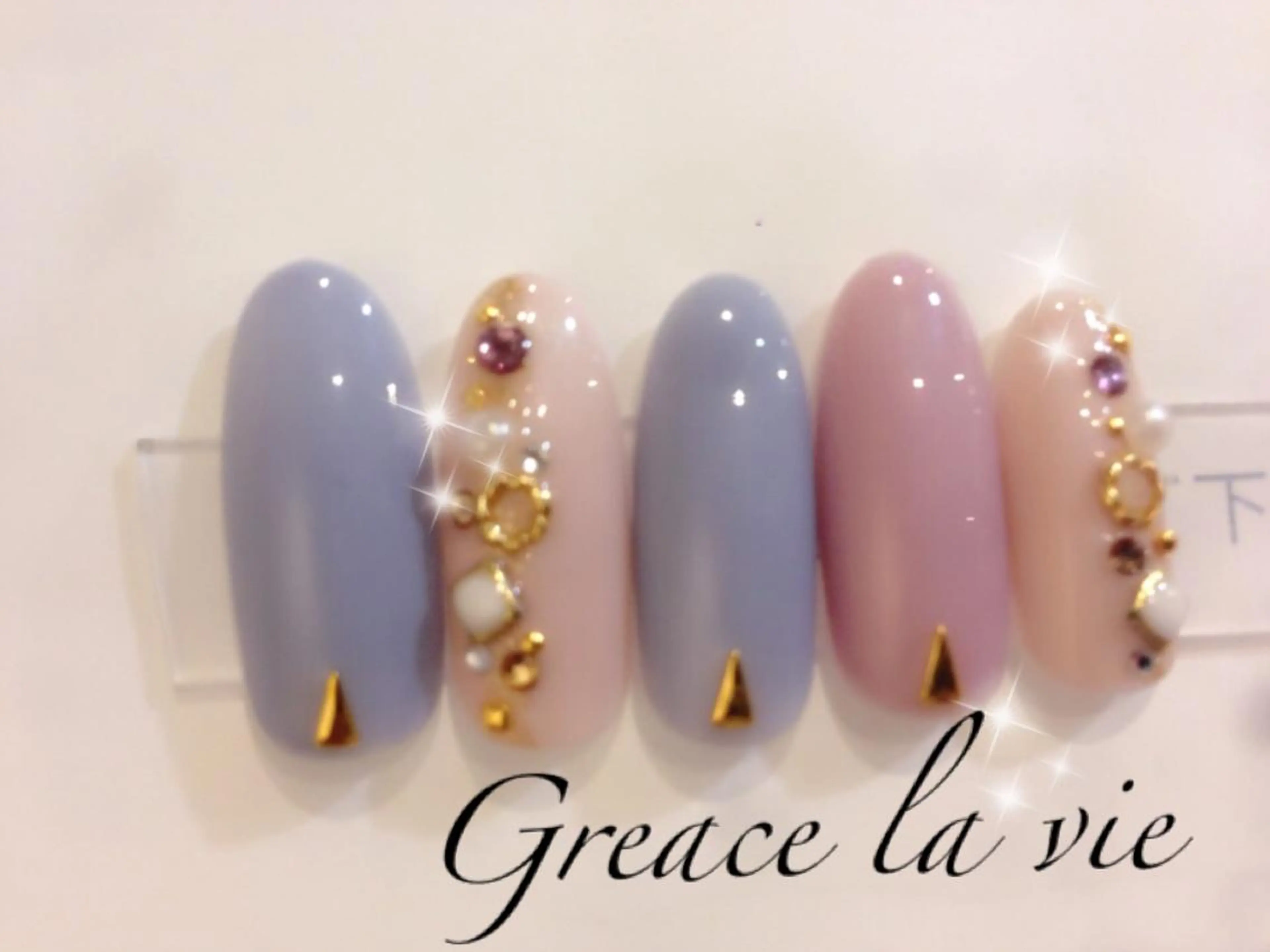 ロング カラー ネイル マツエク・マツパ パステルネイル Greace  la vieのネイルデザイン