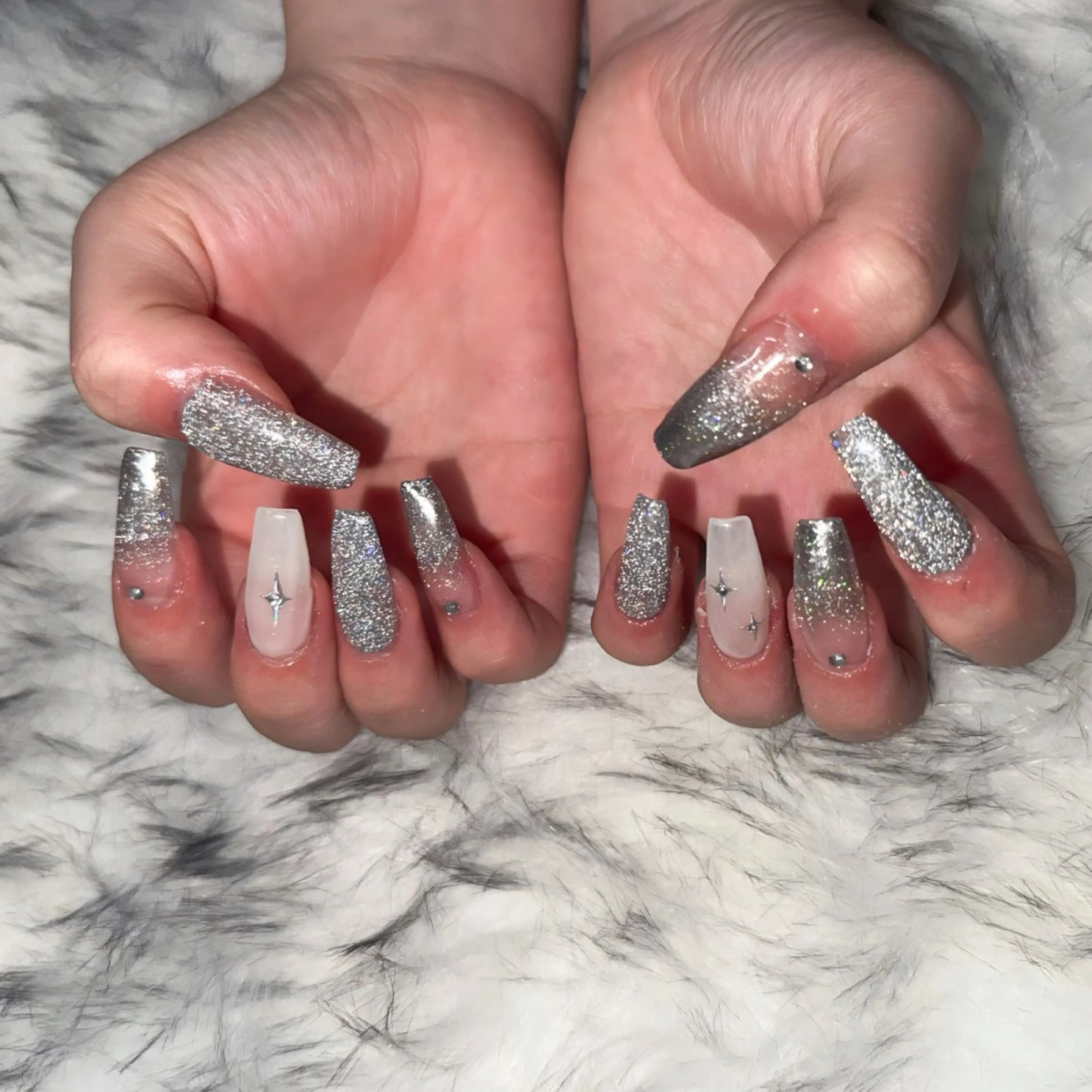 ロング ハンドネイル mao .のネイルデザイン