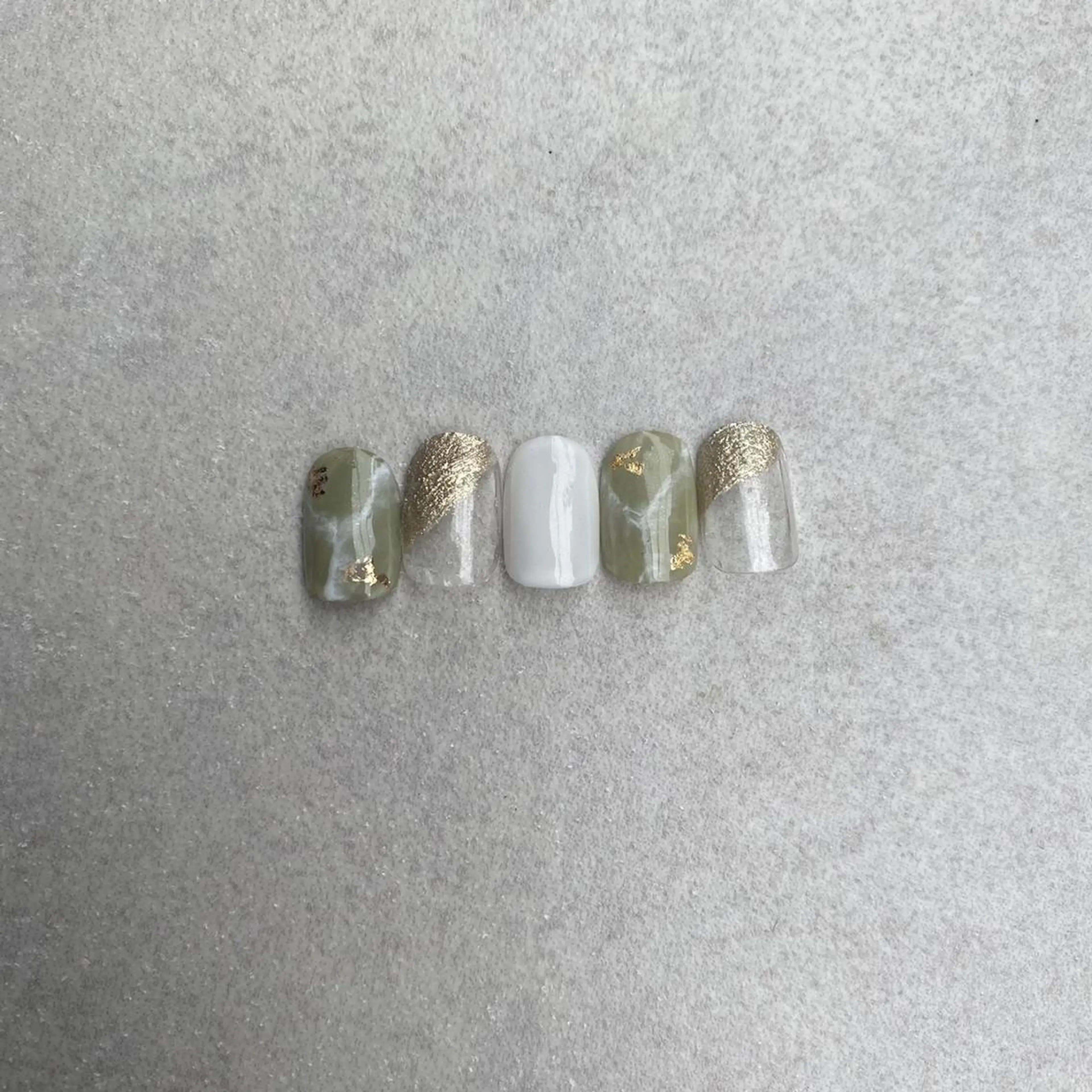 ネイル akane .hのネイルデザイン