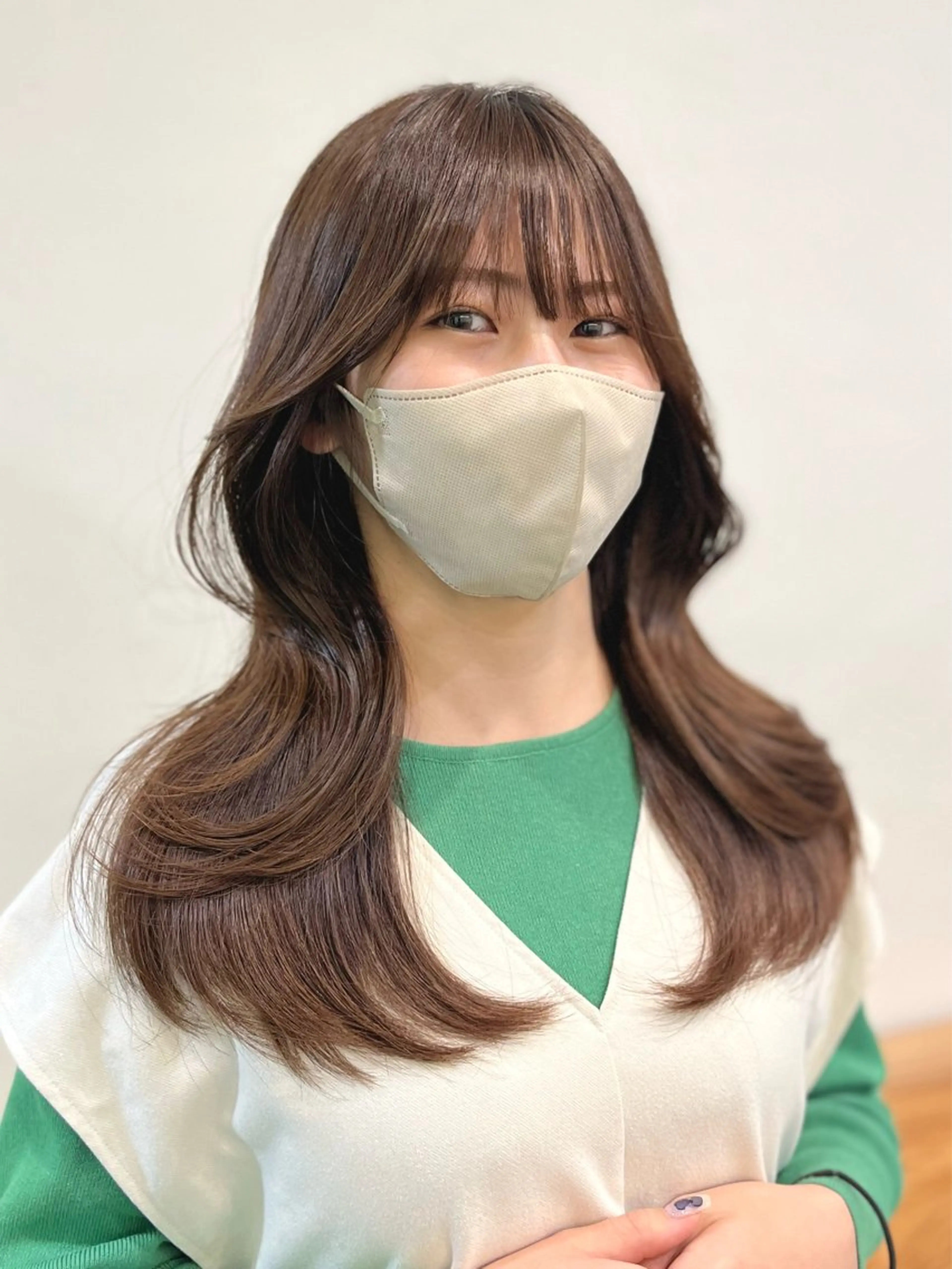 ロング カラー グレージュ くびれヘア 顔まわりレイヤー 韓国風ヘア レイヤーカット カット ヘアカラー VIEW EHIME 齋藤  あつきのヘアスタイル