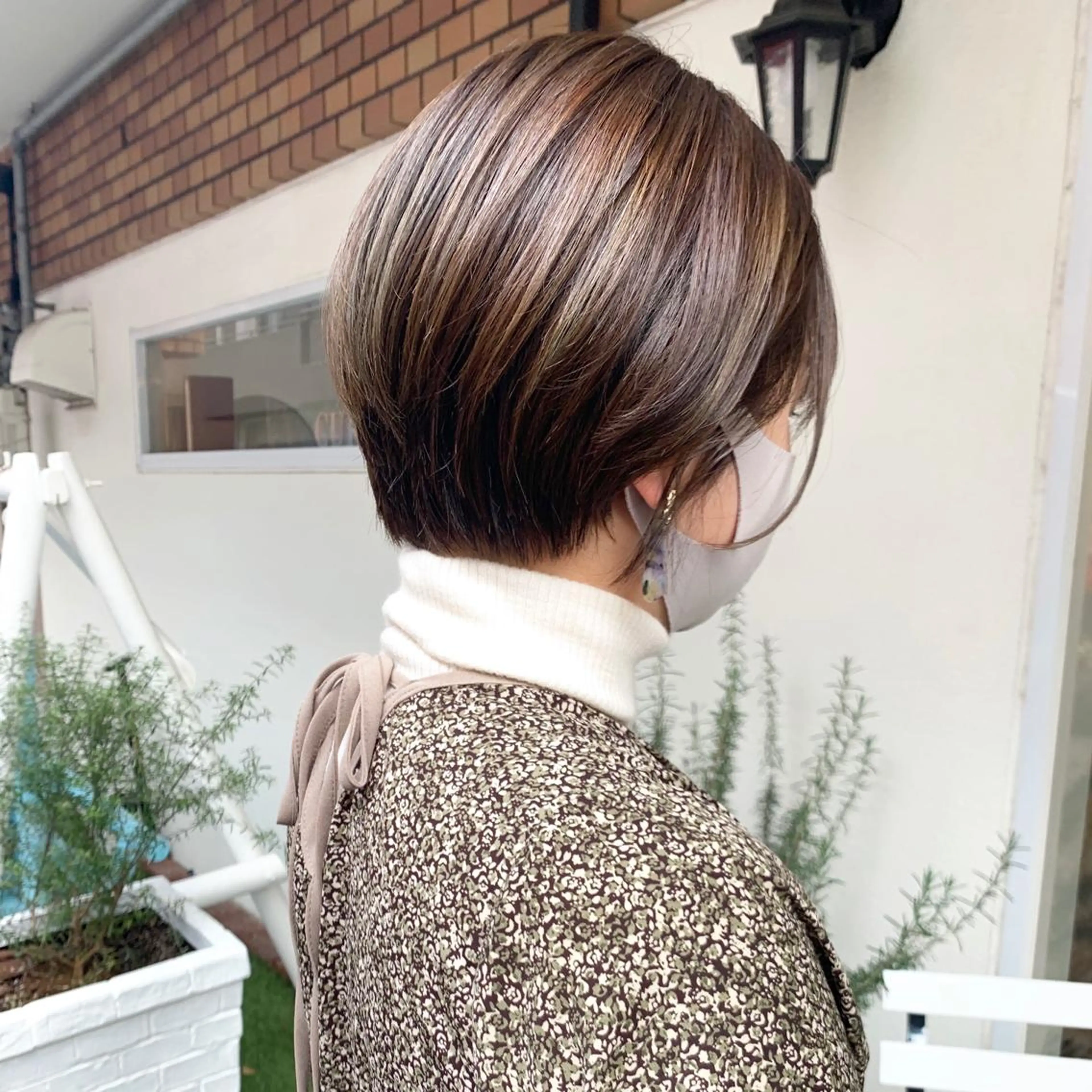 ショート カラー stylist店長 岡本真依のヘアスタイル