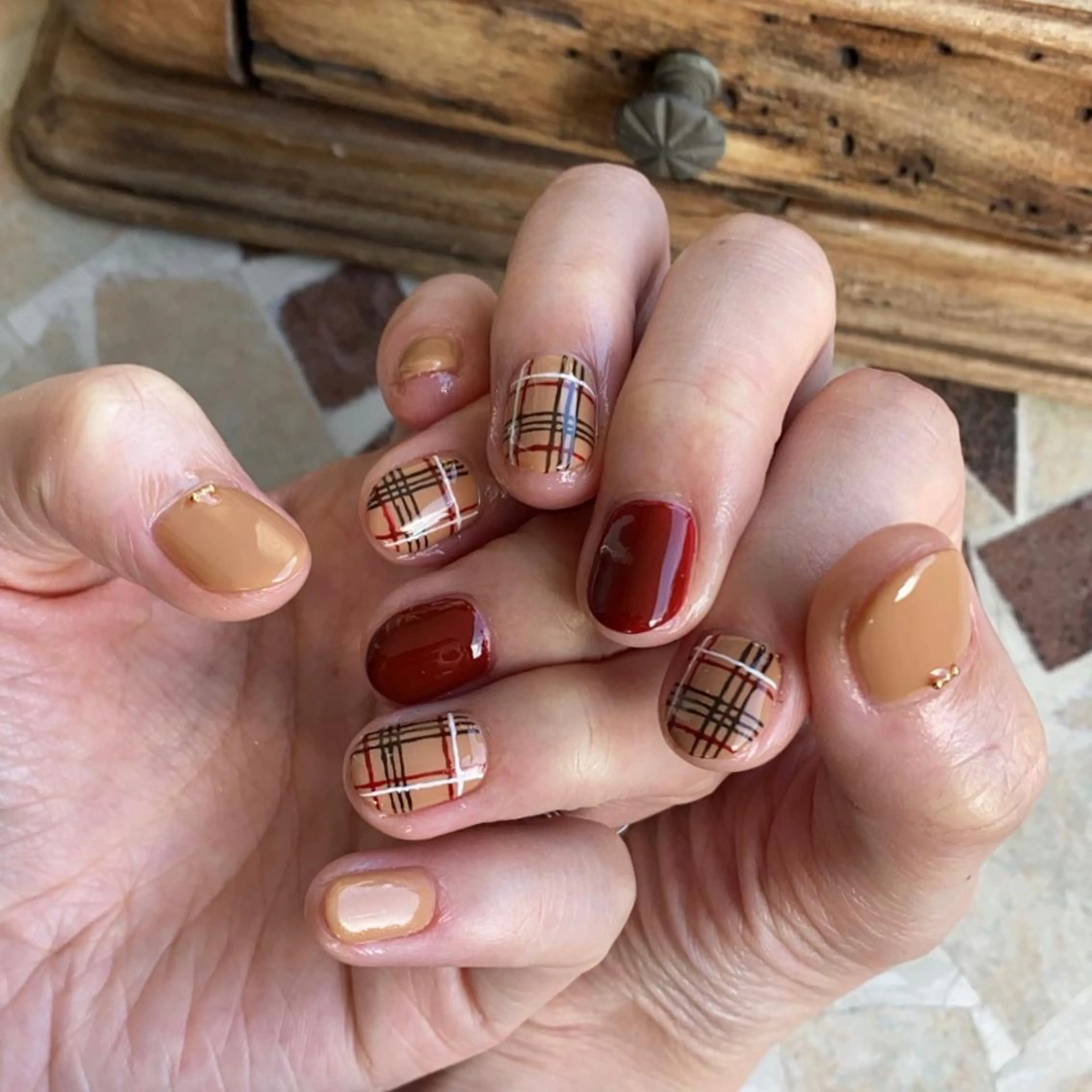 ショート ネイル NEW WORLD所属・MIZUKI 🌏NEWWORLDのネイルデザイン