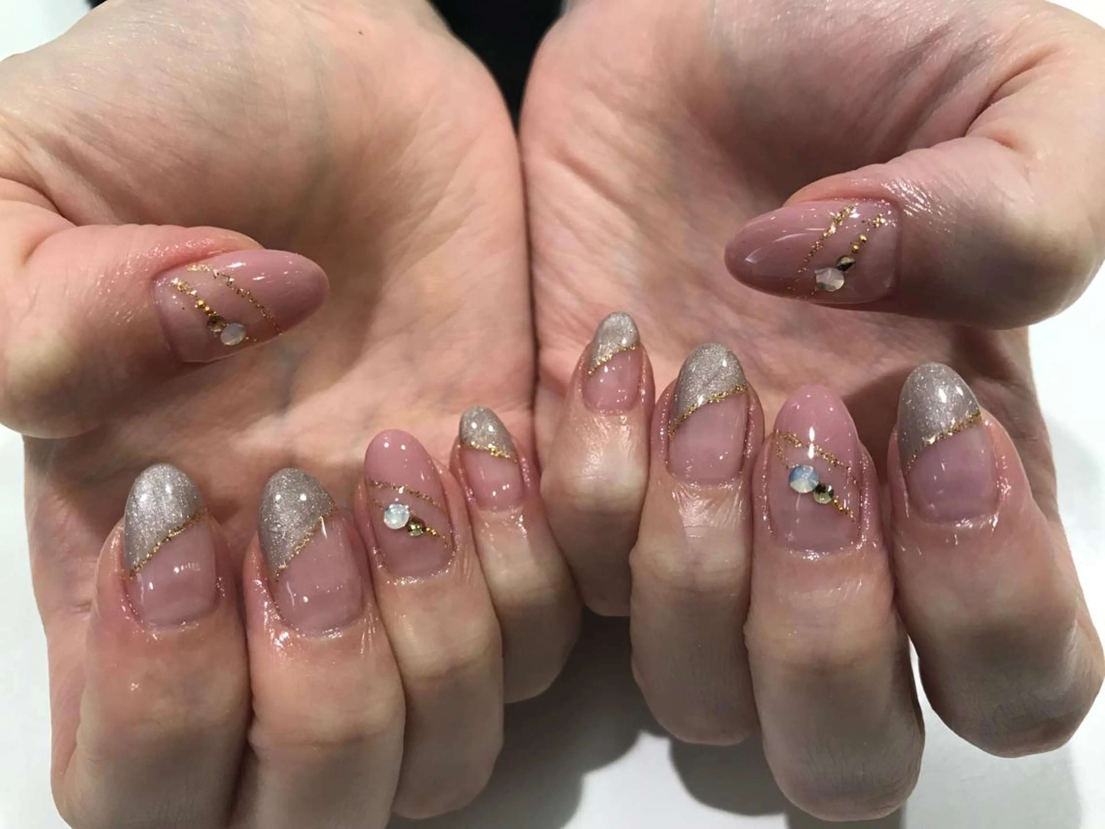 ネイル ハンドネイル ハンドケア Charme. NOBUKOのネイルデザイン