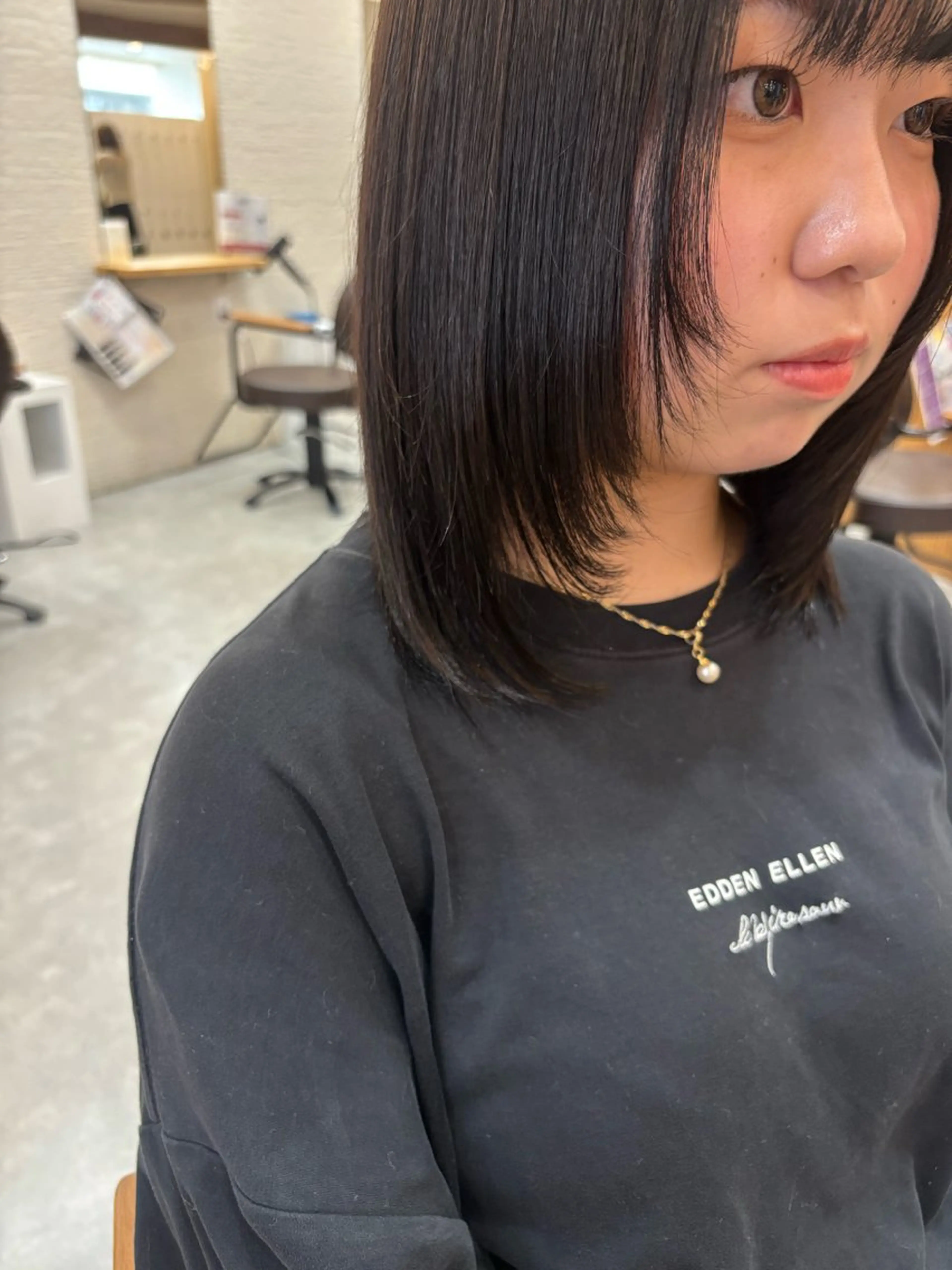 ミディアム 顔まわりレイヤー 顔周りカット レイヤーカット ROPE 💎かなみ💎のヘアスタイル