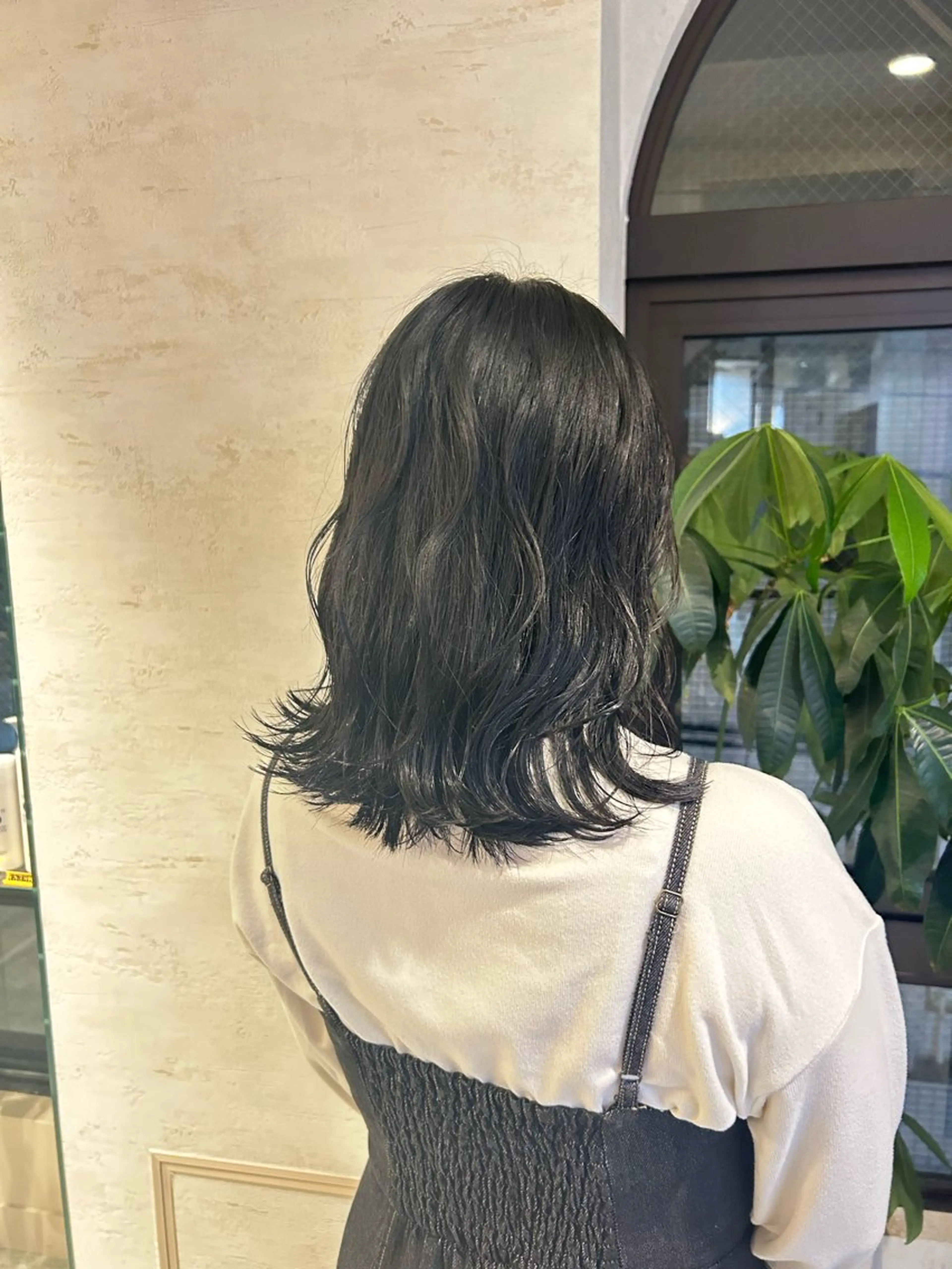 ショート レイヤーカット 艶カラー吉祥寺🌸 KAZUEのヘアスタイル