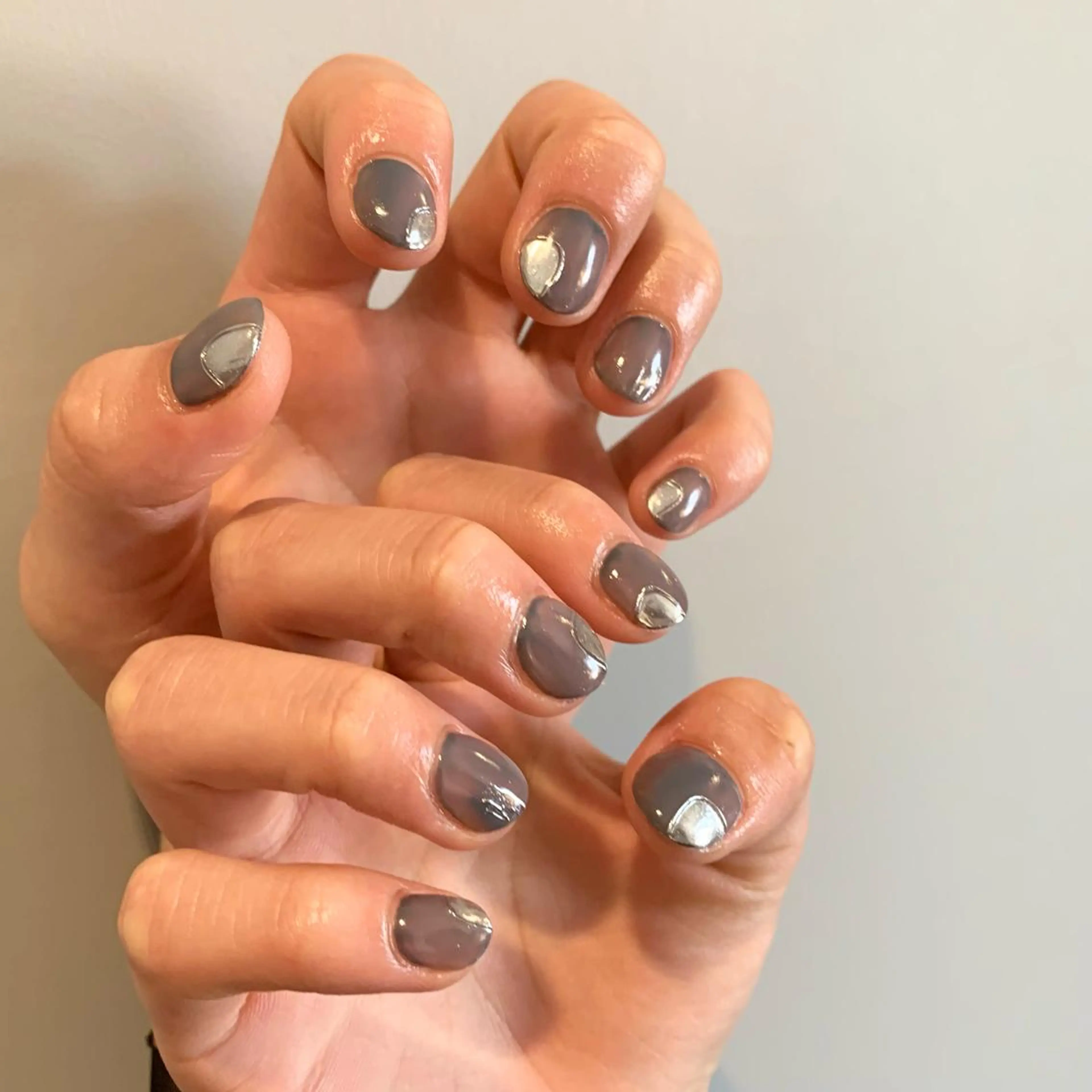 ネイル ハンドネイル ウシク ミユキのネイルデザイン