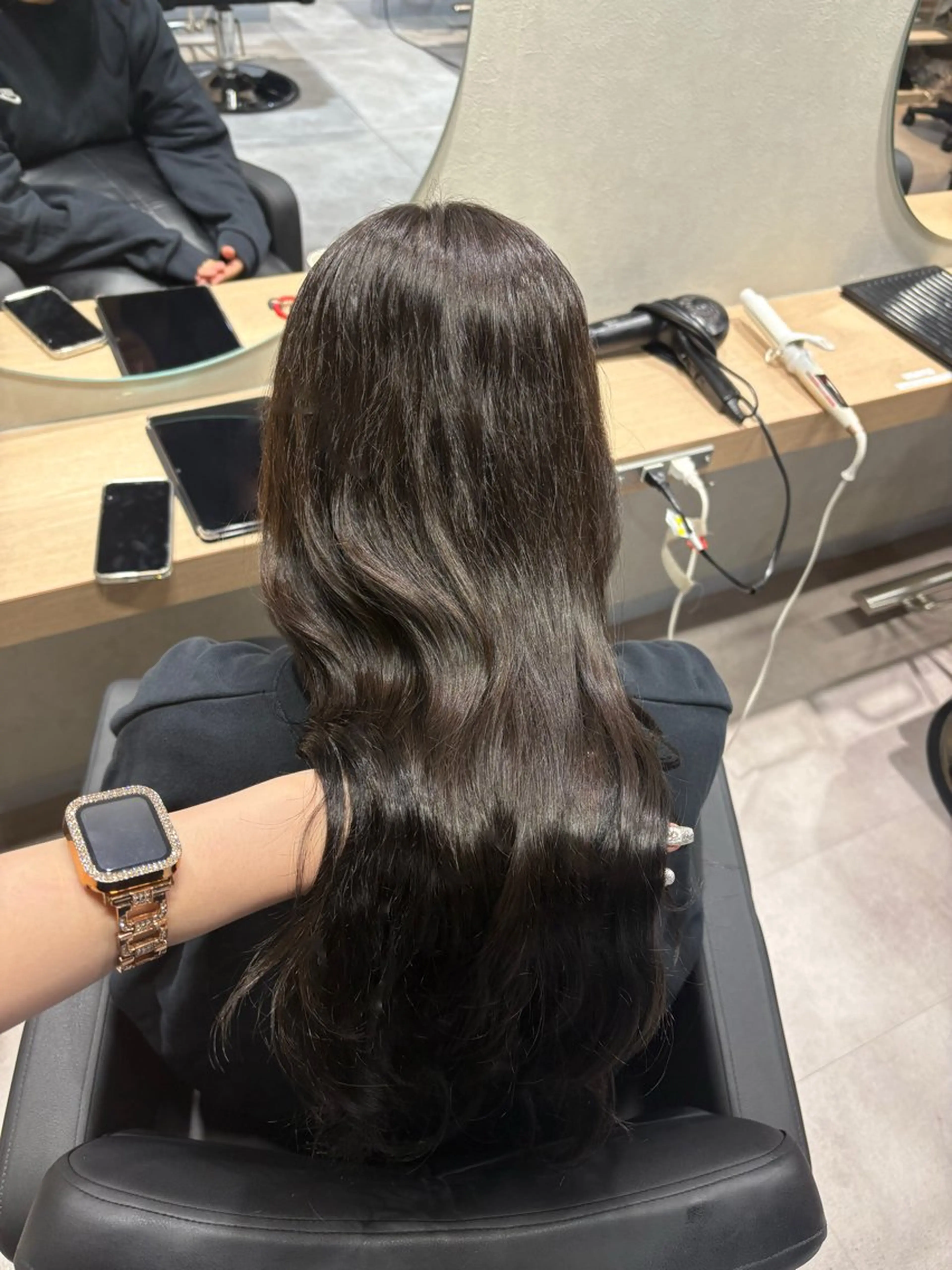 艶髪🫧ヒアルロン酸配合カラー＋3STEP超音波トリートメントの写真