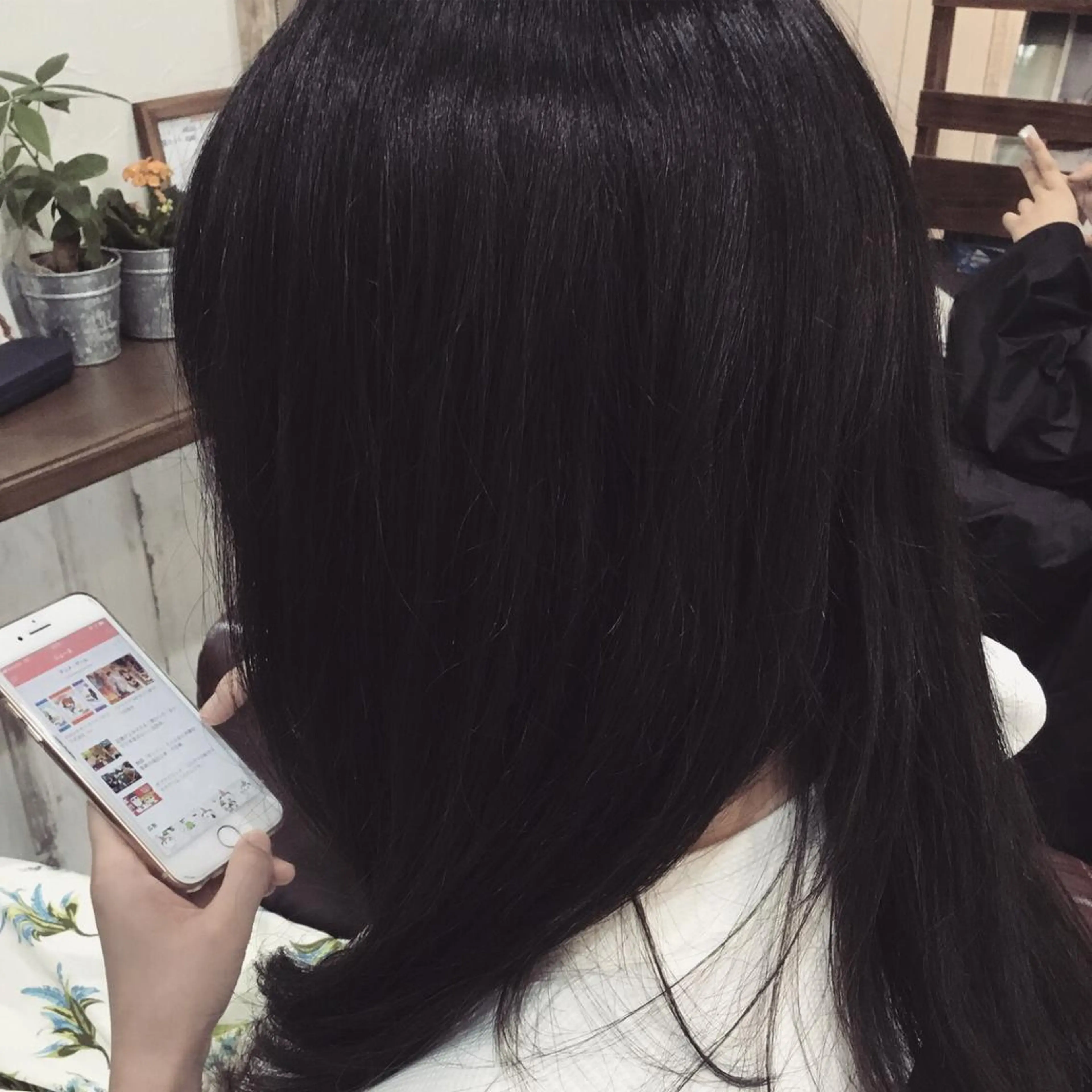 セミロング カラー 金崎 新吾のヘアスタイル