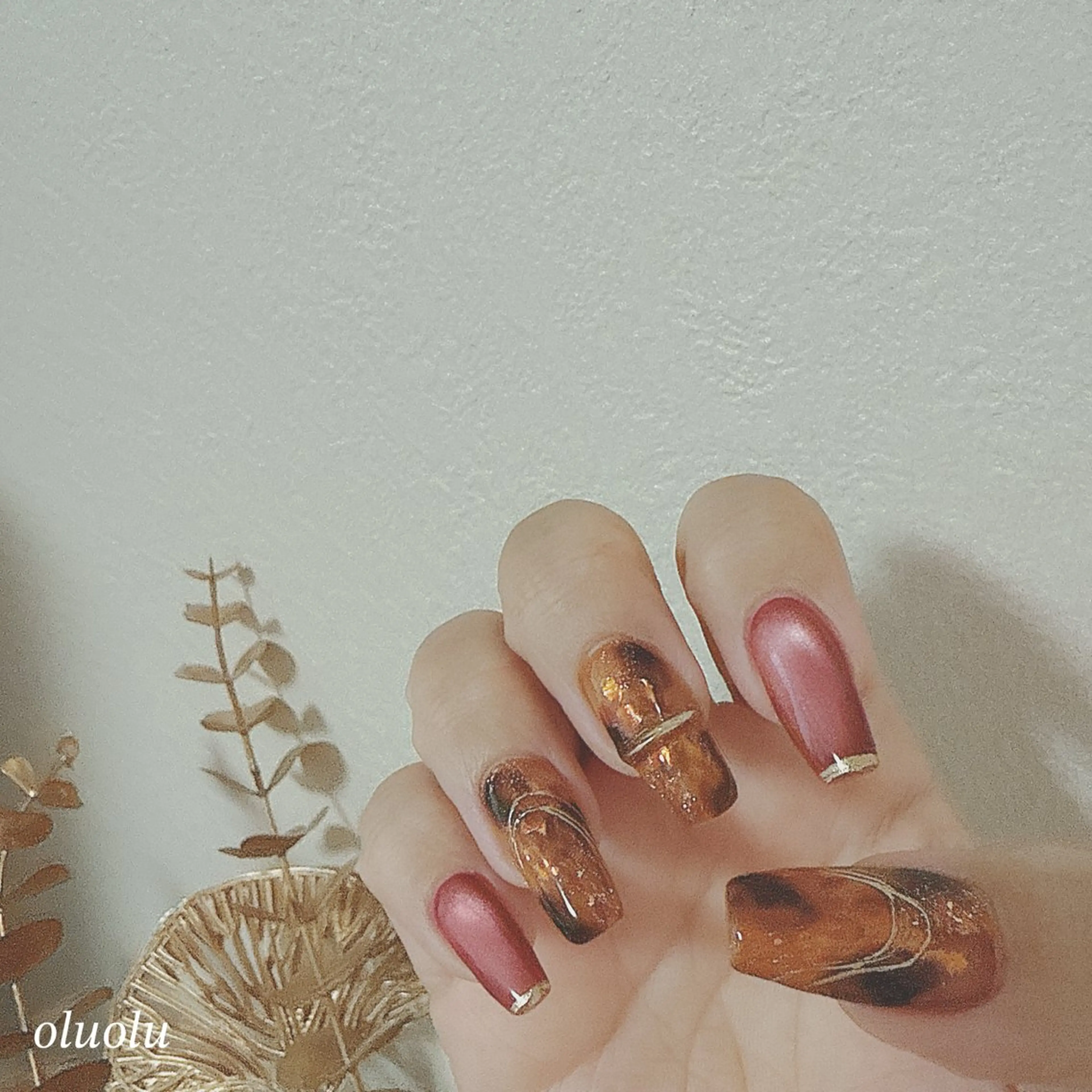 ネイル アートネイル オーロラネイル べっ甲ネイル フラッシュネイル フットネイル ハンドネイル 大村 紬華のネイルデザイン