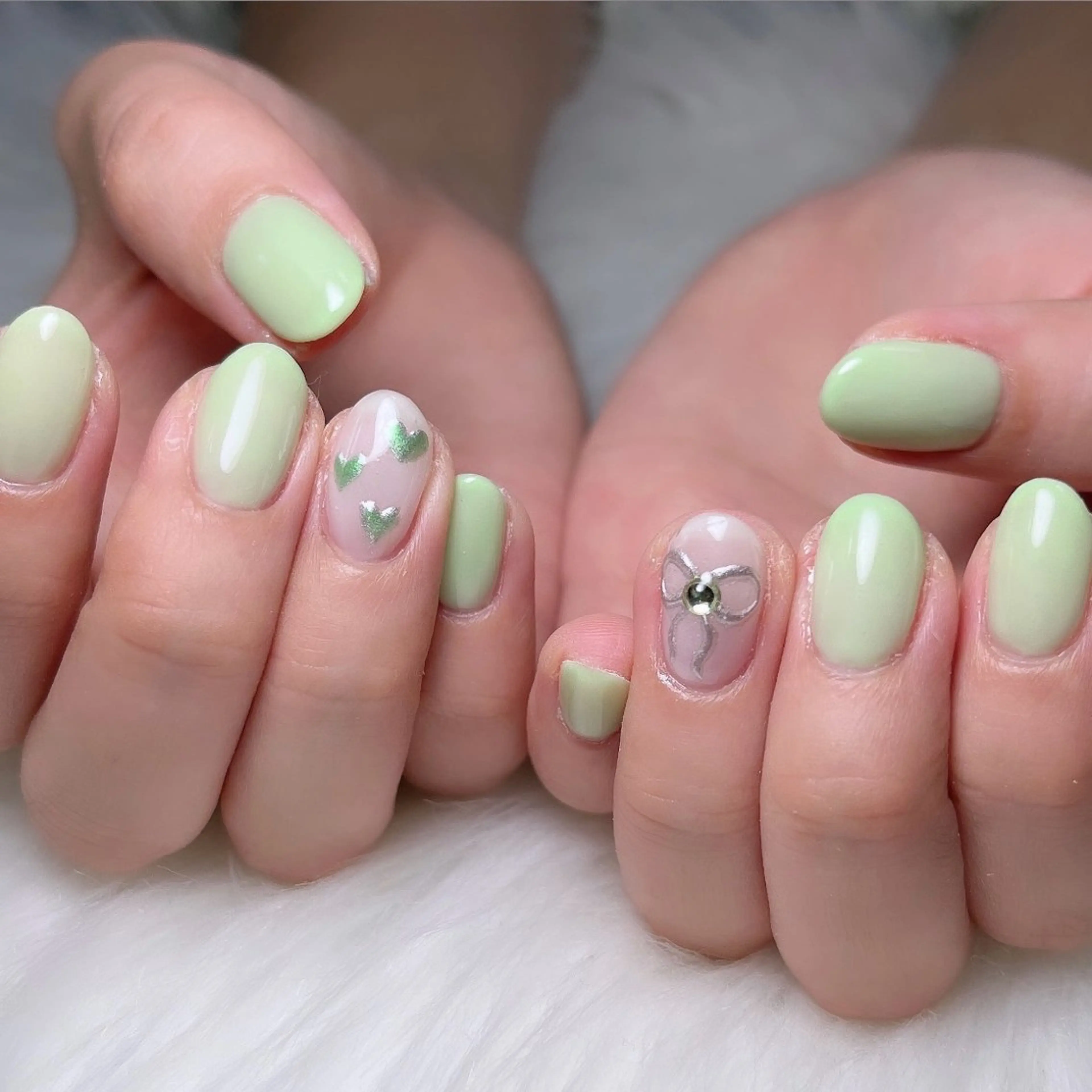 ネイル 韓国ネイル ラメ(グリッター) 持ち込み ハンドネイル 🐕🦺Yappy 💗A-tanのネイルデザイン