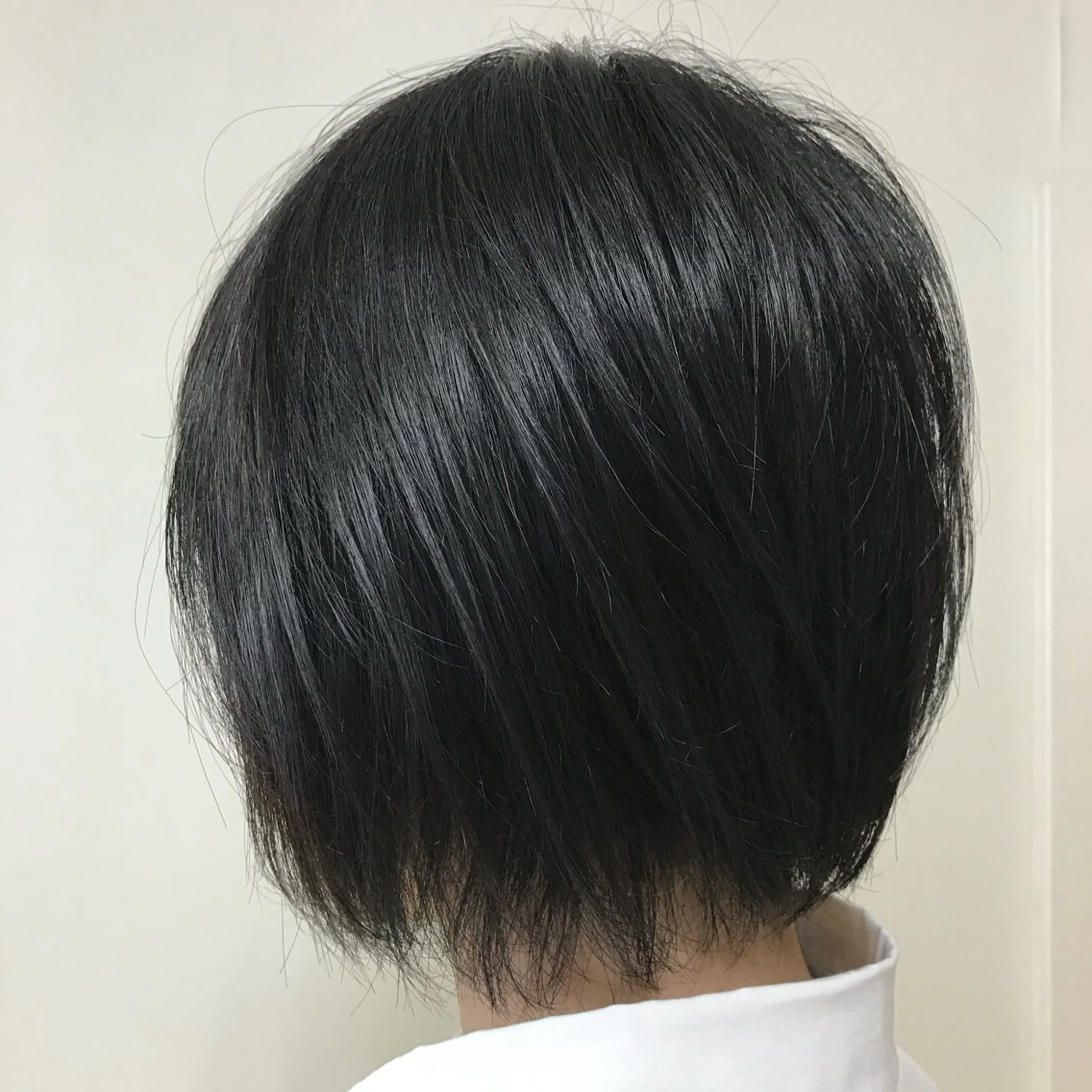 ミディアム 横田  尚登のヘアスタイル