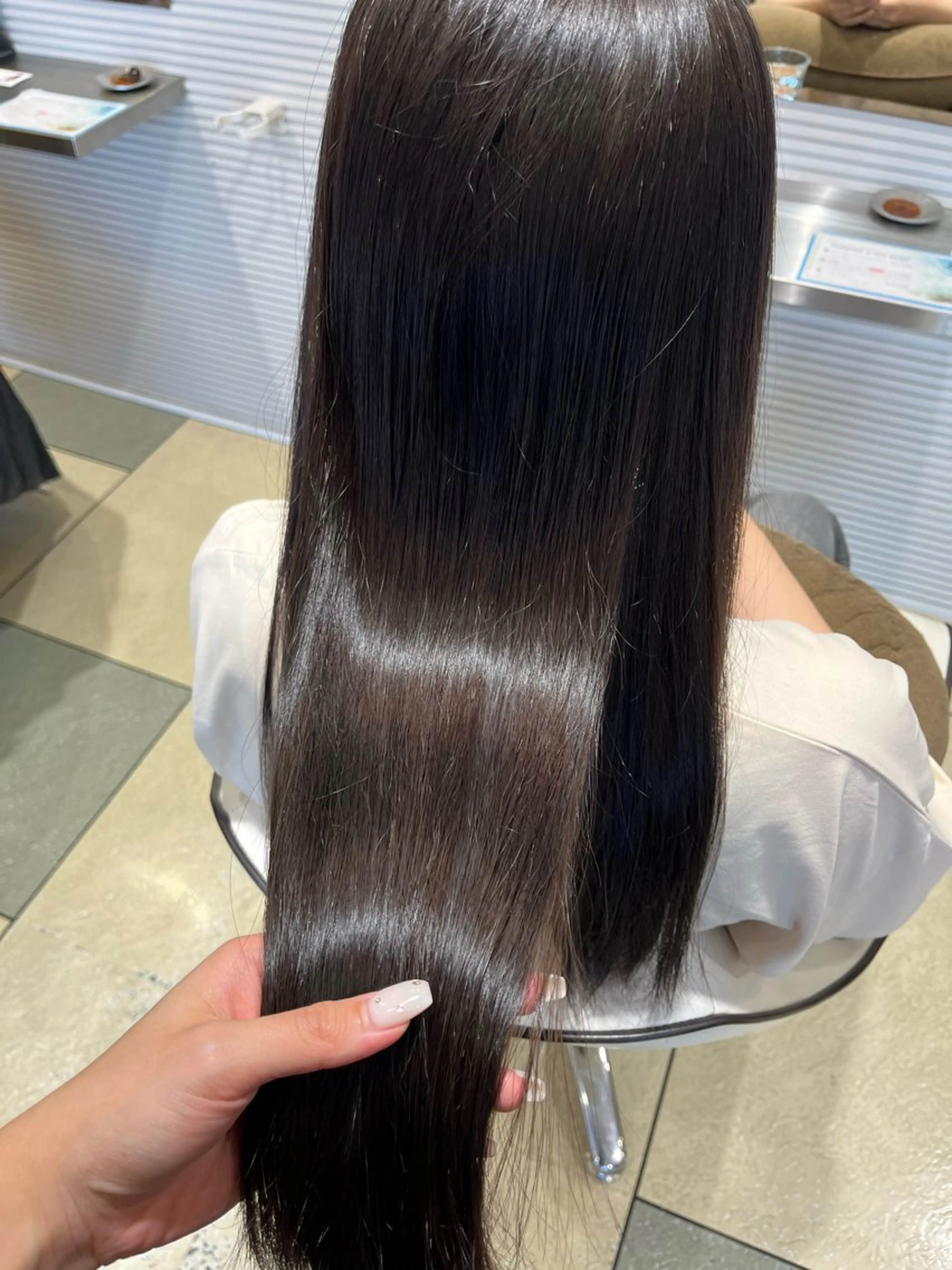 セミロング ☁️彦坂唯有/ 透明感カラー☁️のヘアスタイル