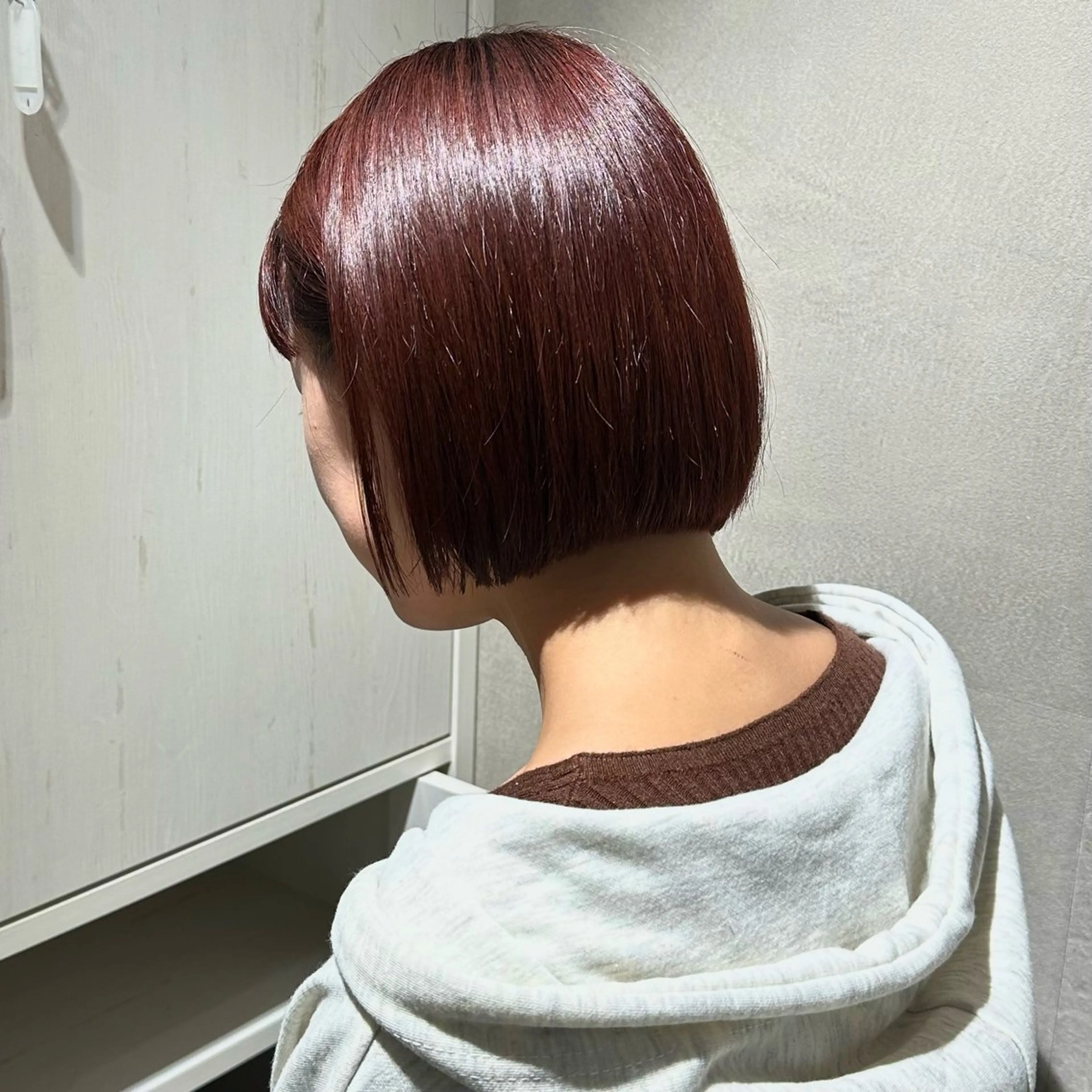 ショート カラー ブリーチ ブリーチなしカラー ボブ 髪質改善 イオリのヘアスタイル
