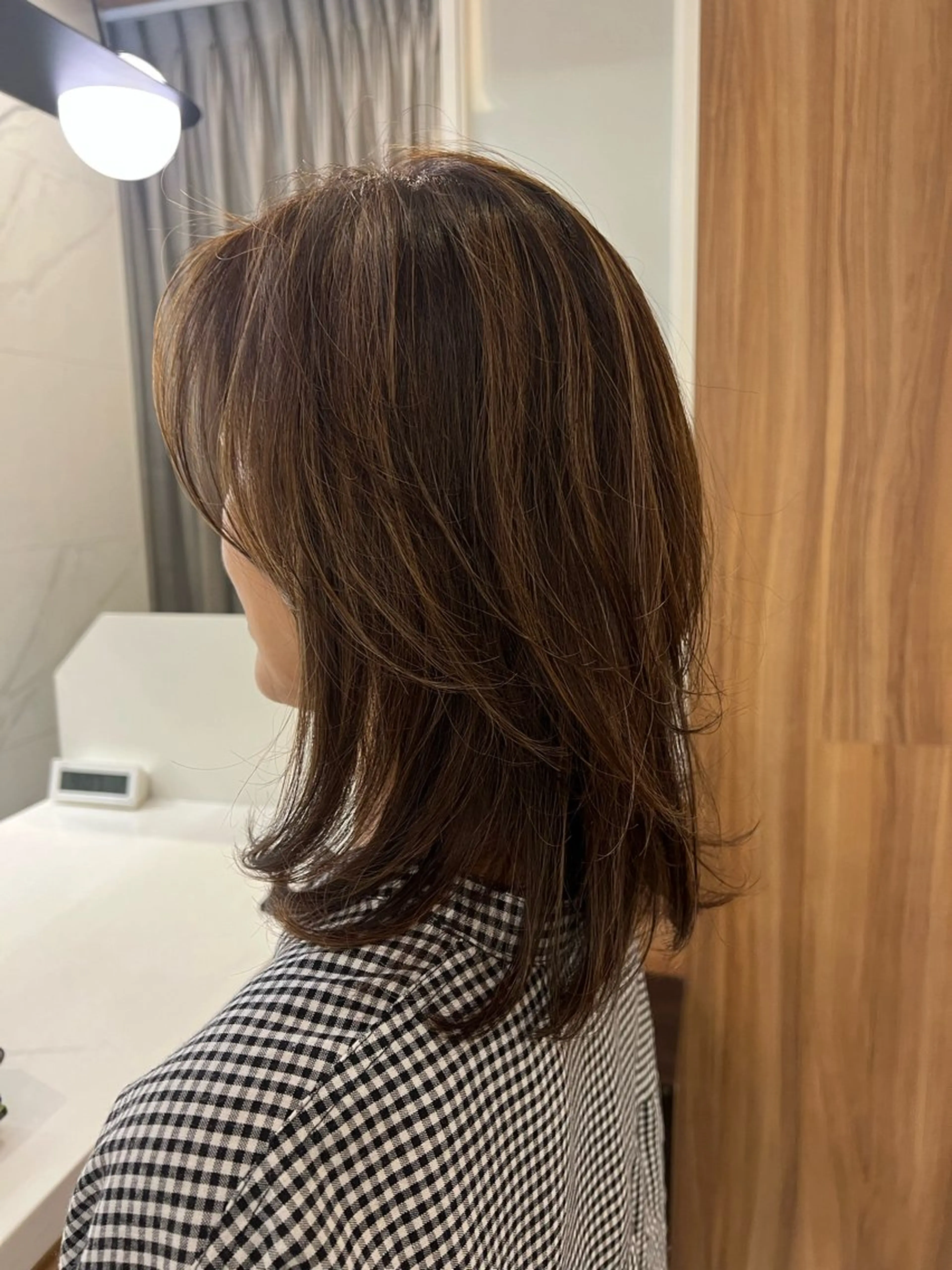 ミディアム ミディアムレイヤー レイヤーカット 村中 逸紀のヘアスタイル