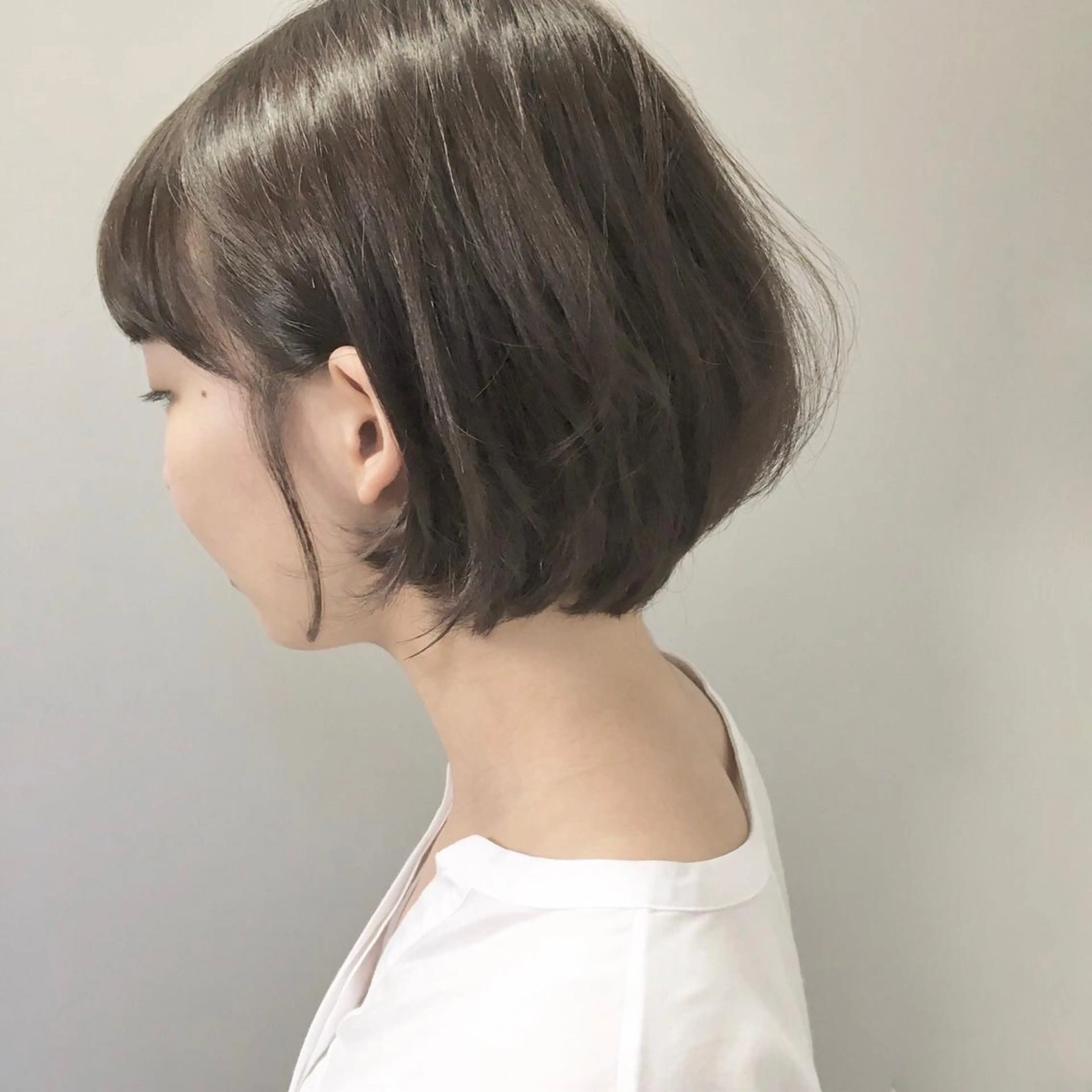 オシャレも可愛いも両方欲しい方におすすめショートカット&艶髪カラー🩷の写真