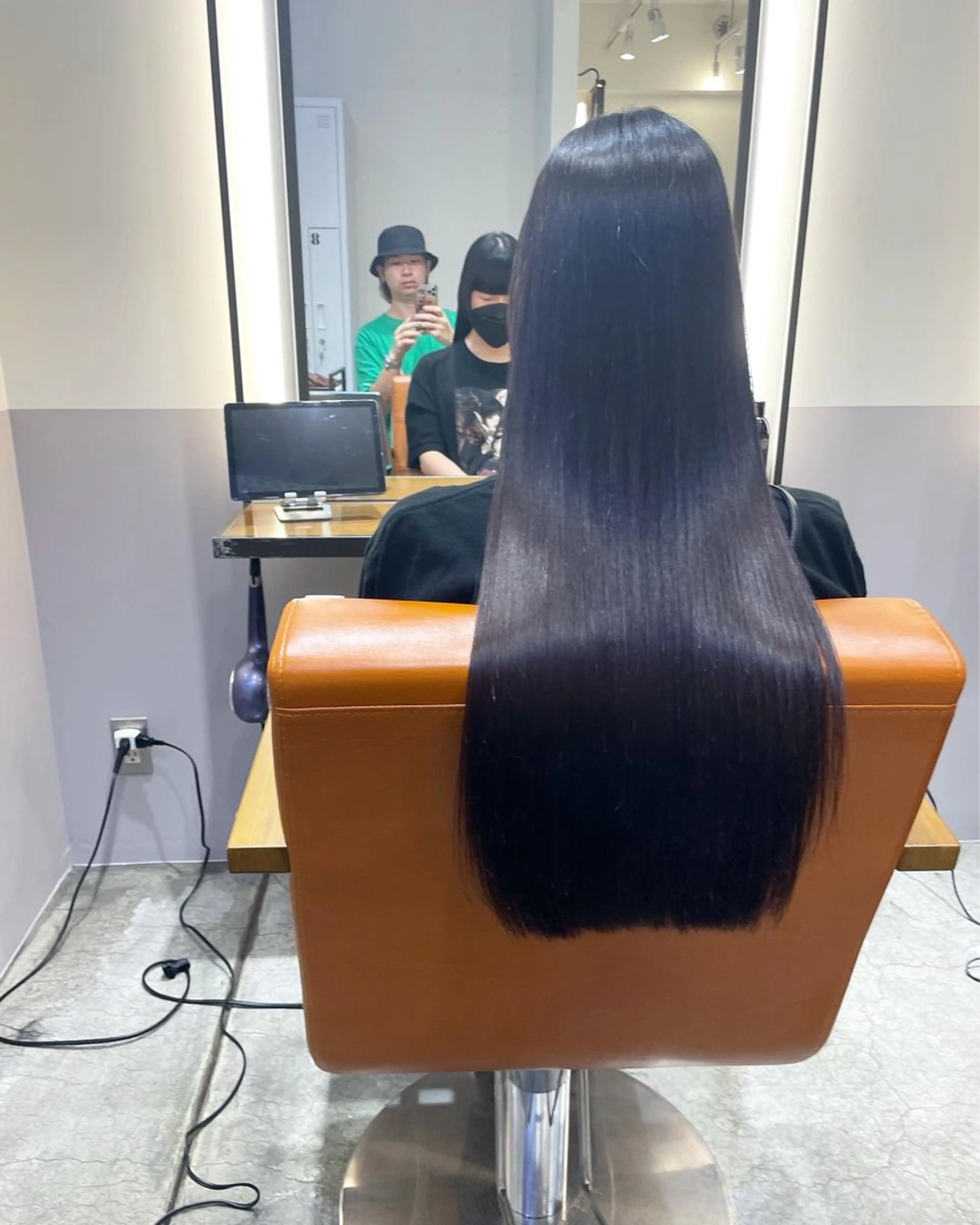 ロング 縮毛矯正 複雑履歴に対応ブリー チ無しダブルカラーのヘアスタイル