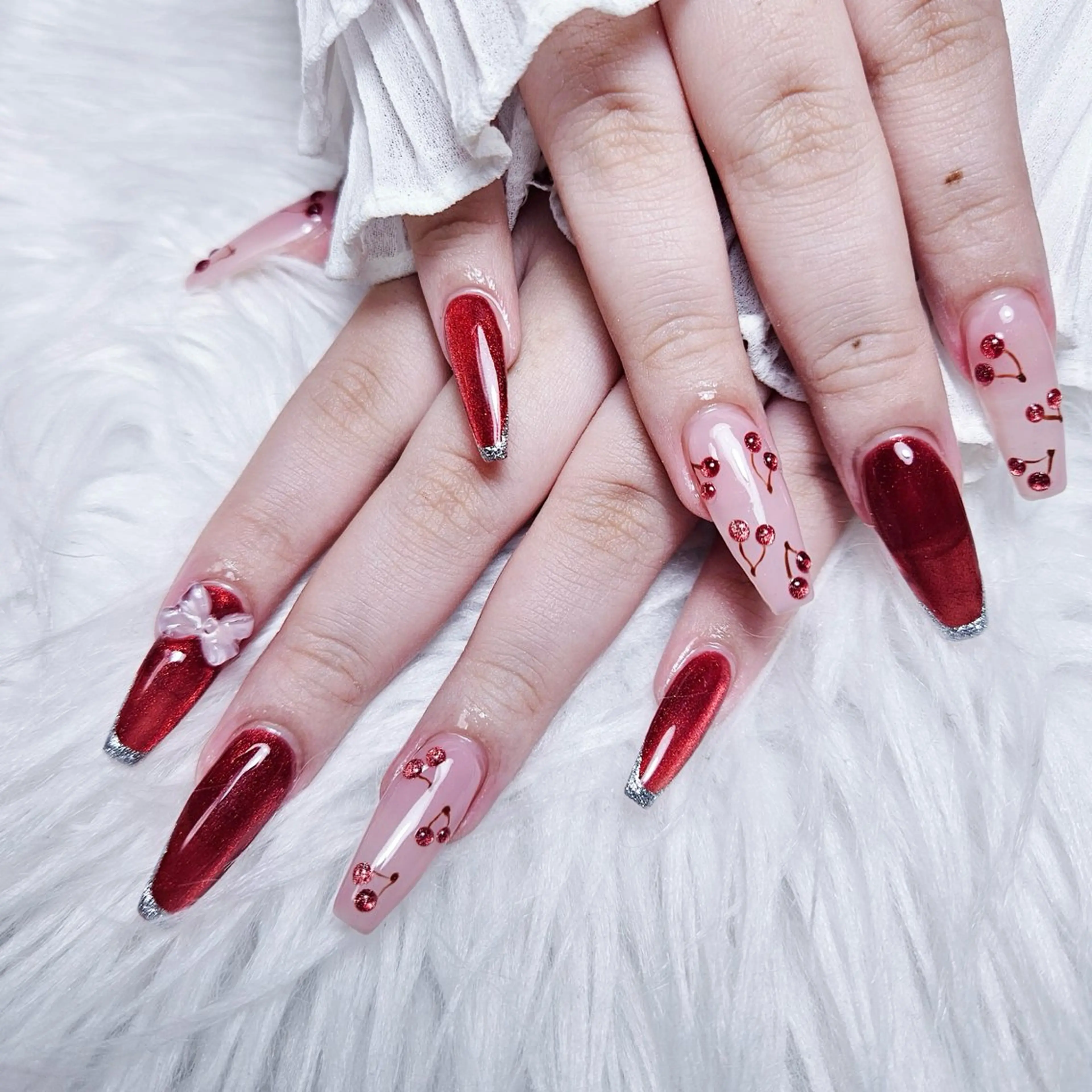 ネイル ハンドネイル 🍭Yun nail hyejin🌸のネイルデザイン