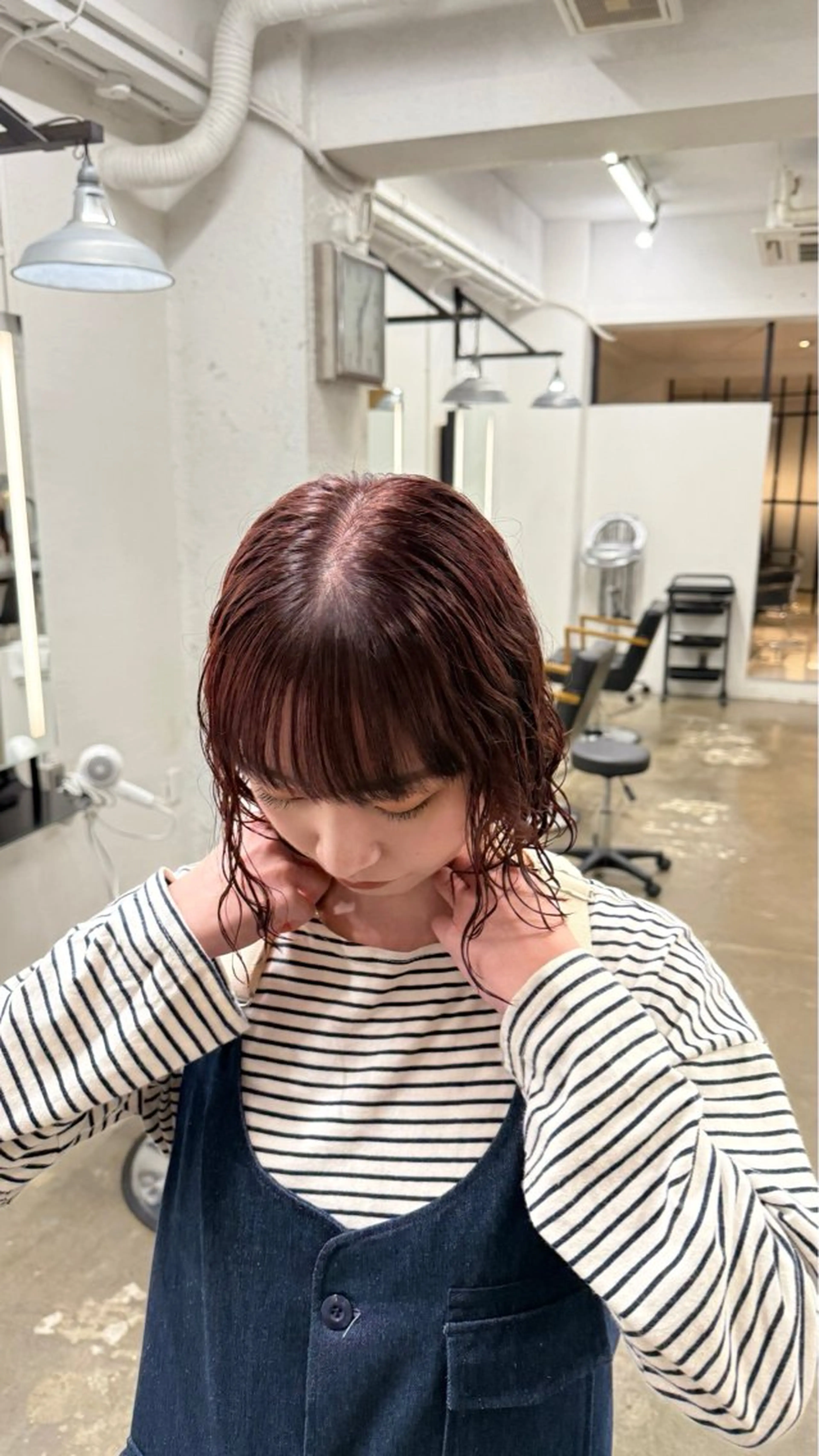 ショート カラー ヒグチ マユのヘアスタイル
