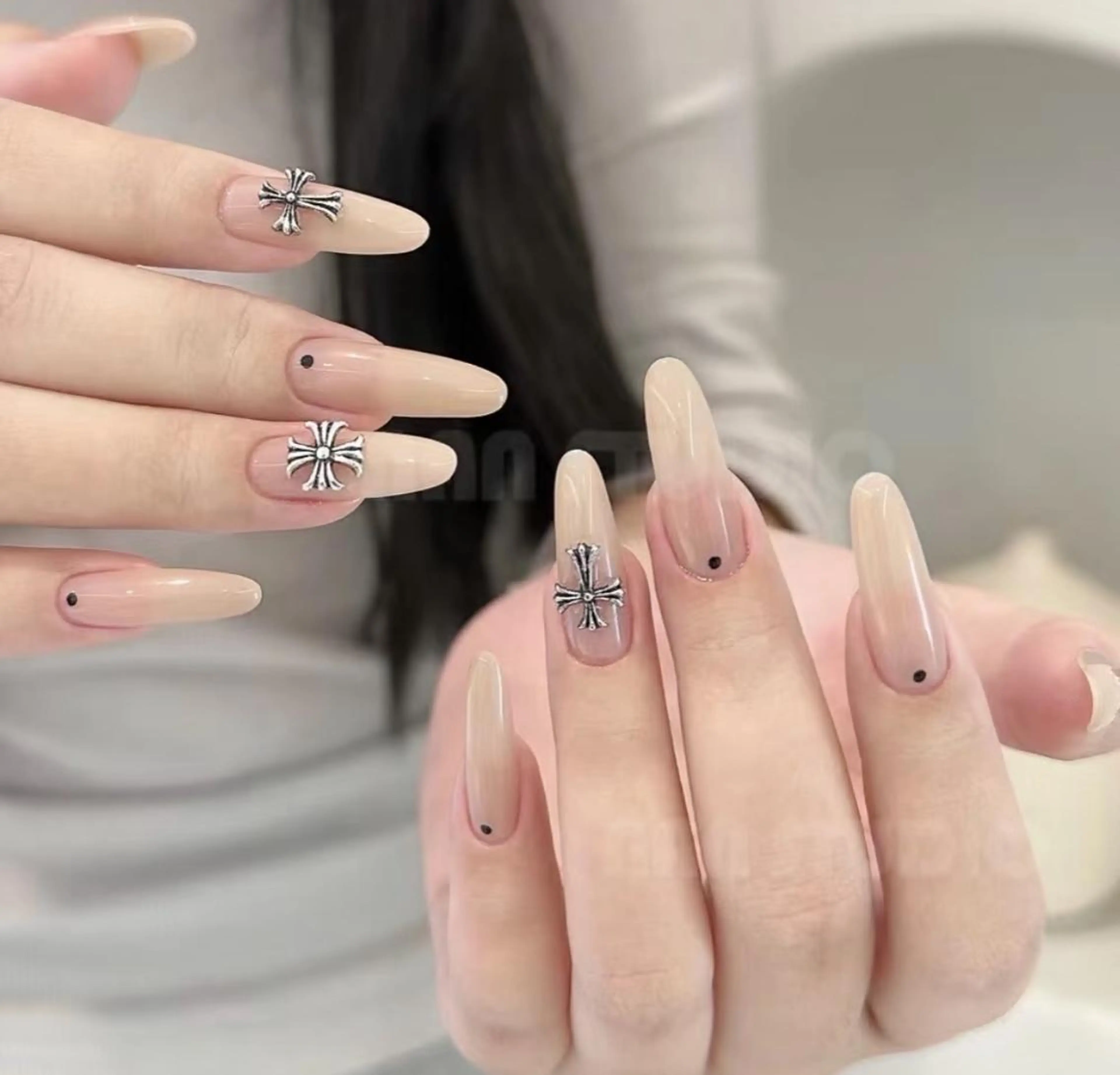 ネイル 🐳彩羽チップ 長さだし専門🐳のネイルデザイン