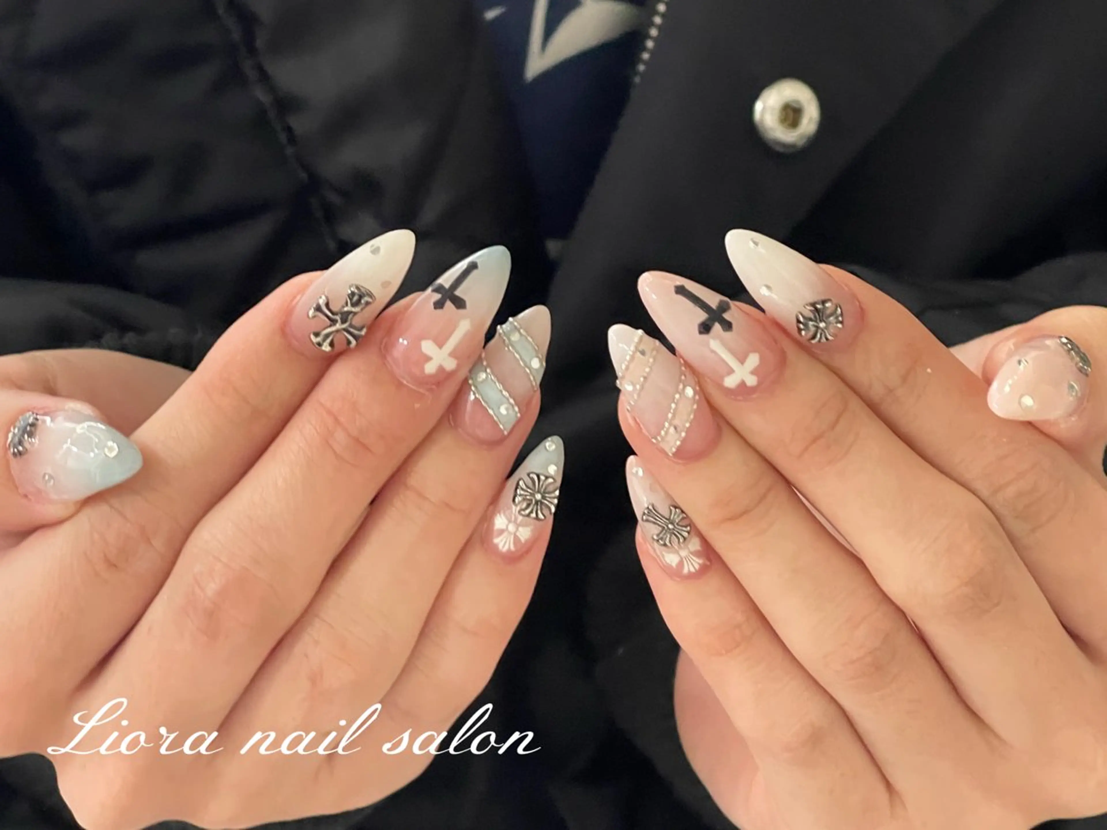 ネイル チークネイル フットネイル フレンチネイル ジェルネイル ガーリー ハンドネイル Liora nail スカルプ専門店のネイルデザイン