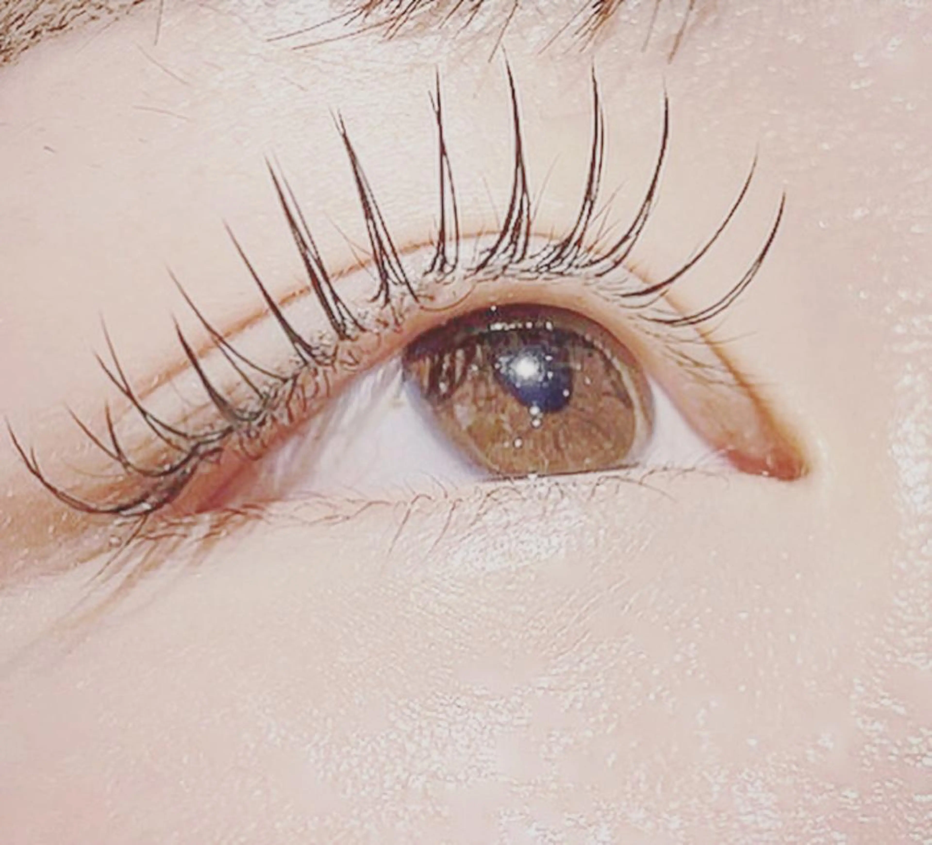 マツエク・マツパ 束感まつ毛 ナチュラル マツエク 久保 純那の眉毛・アイブロウイメージ