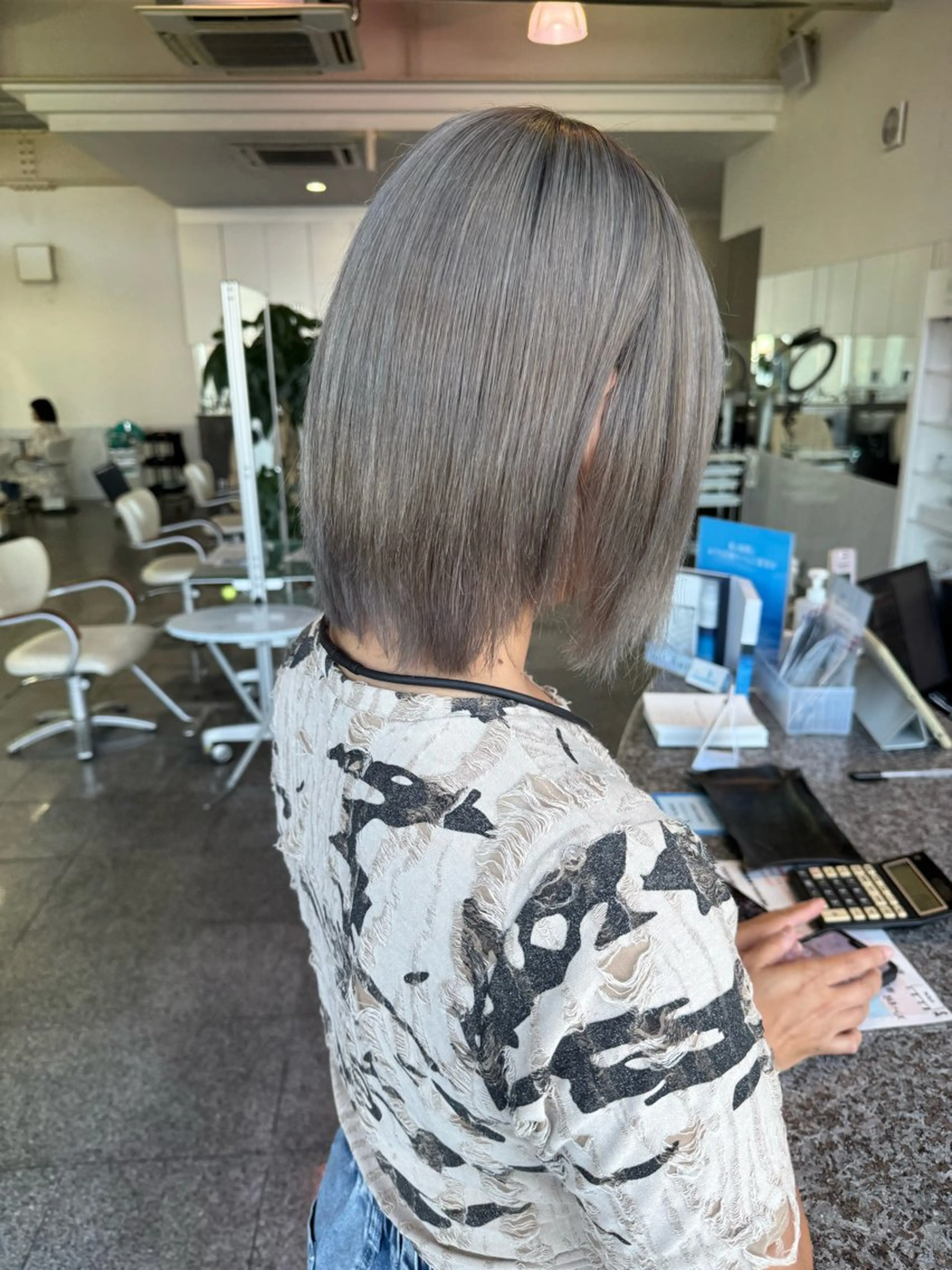 ミディアム カラー ブリーチ ダブルカラー 🫧ヒシダアキ taboo.i🫧のヘアスタイル