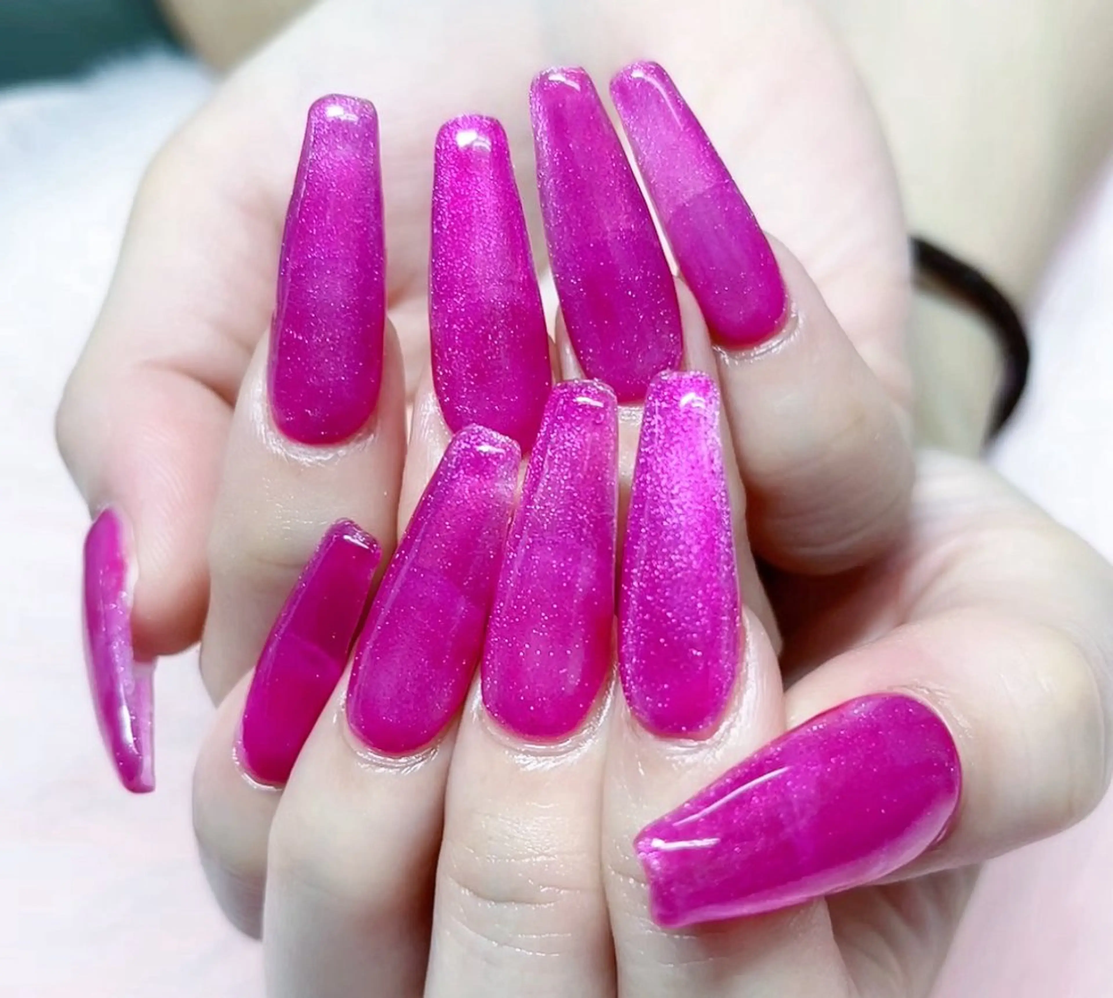 ネイル ハンドネイル MoonNail ユリ🌸のネイルデザイン