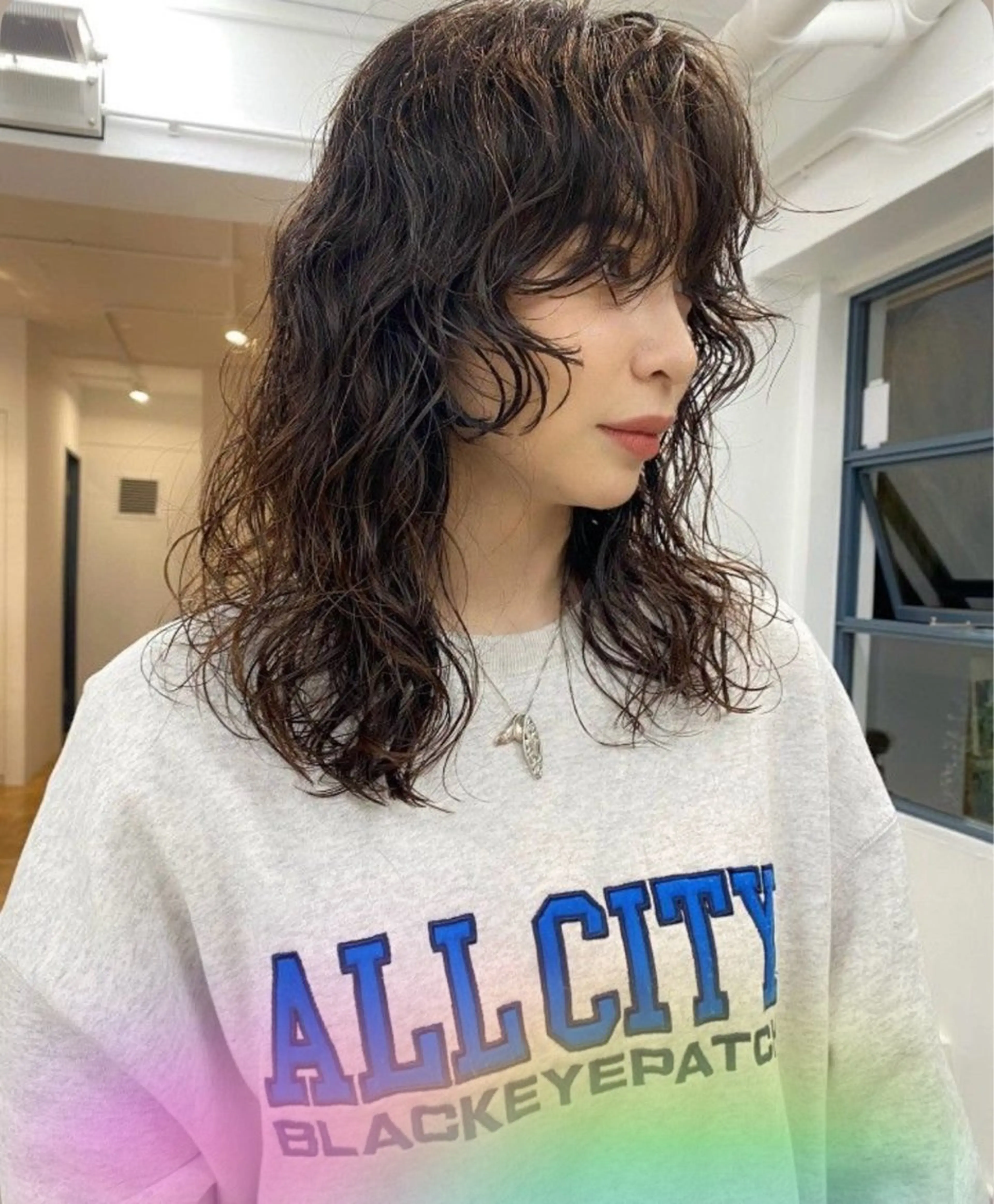 セミロング パーマ パーマ トリートメント 盛れる艶カラー× レイヤーカット/咲来のヘアスタイル
