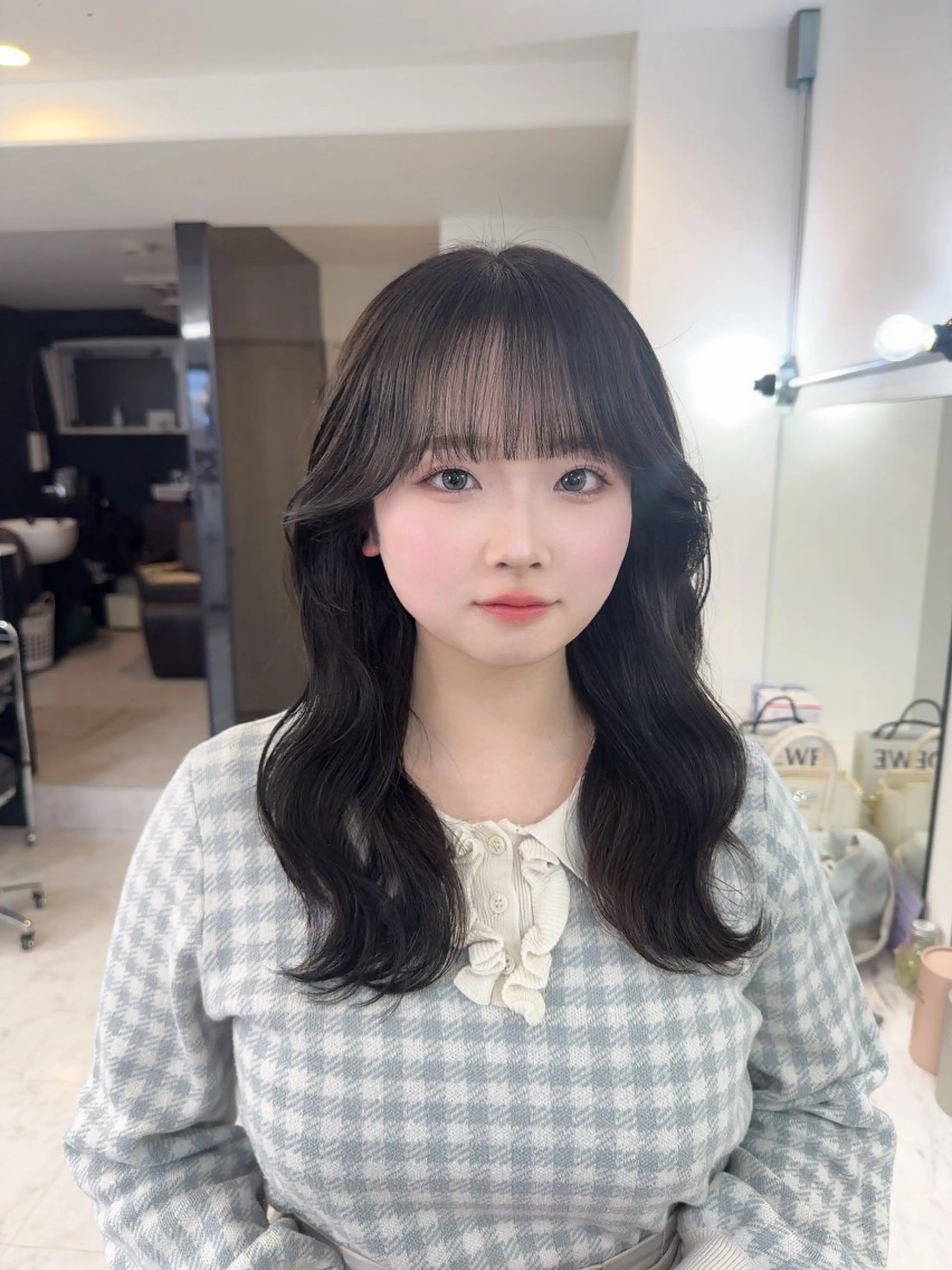 セミロング 韓国風ヘア レイヤーカット カット ヘアカラー トリートメント 🦋韓国ヘア 坂本 菜摘🦋のヘアスタイル