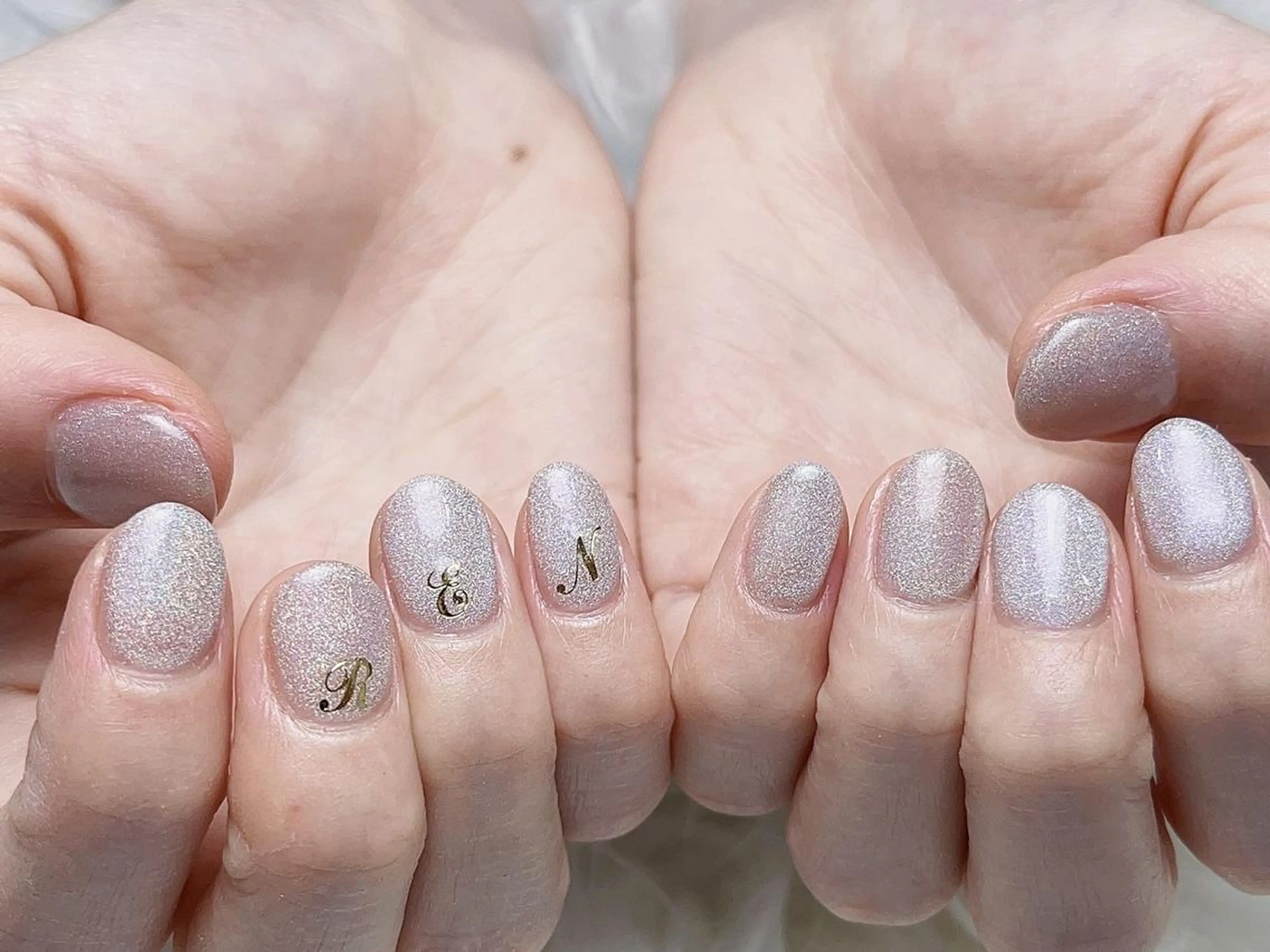 ネイル Elegant beautyルイのネイルデザイン