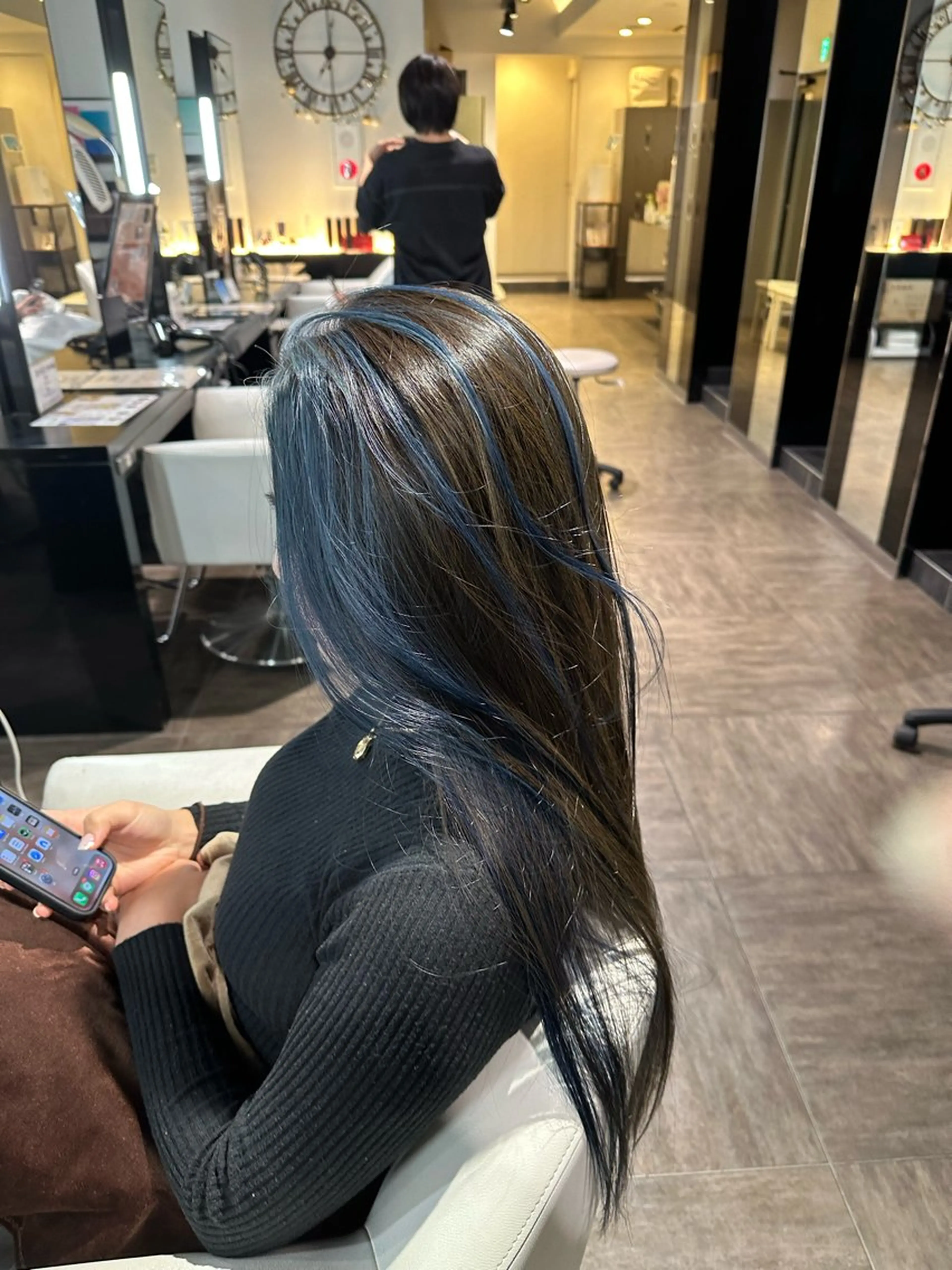 ロング ヘアカラー レイヤー/艶カラー ROKUのヘアスタイル