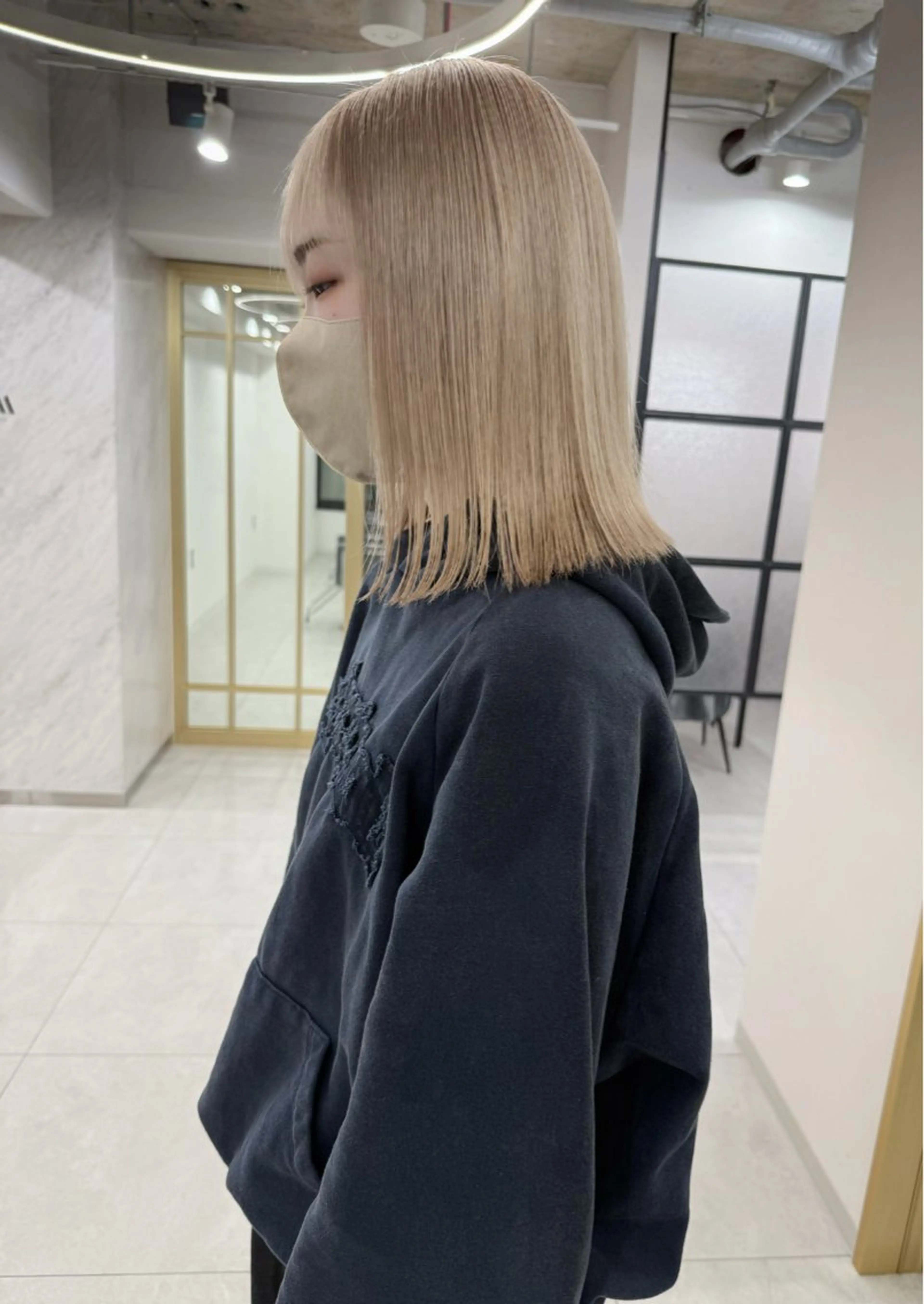 セミロング ヘアカラー COCO/ブリーチ エクステ/ハイトーンのヘアスタイル