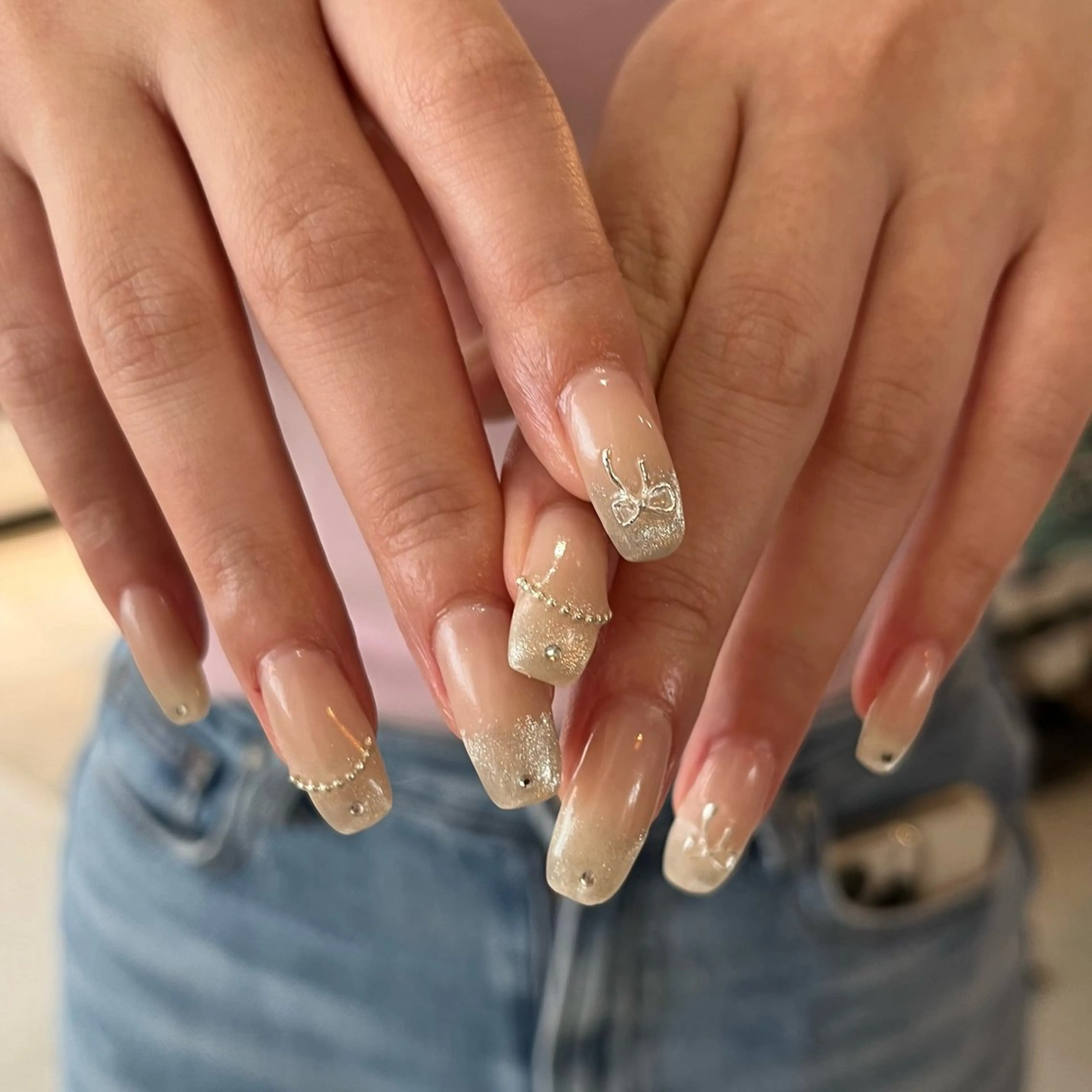 ネイル グラデーション 市本 葵のネイルデザイン