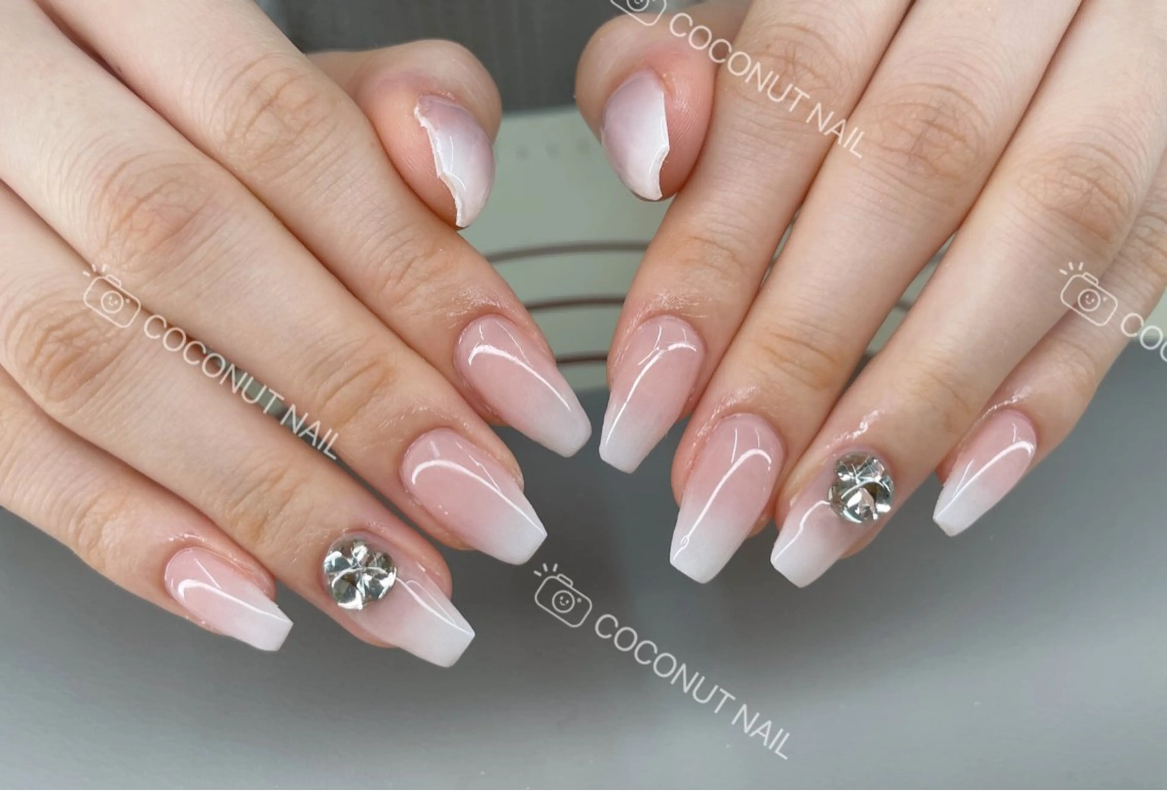 ネイル ハンドネイル 神田 ココナッツのネイルデザイン